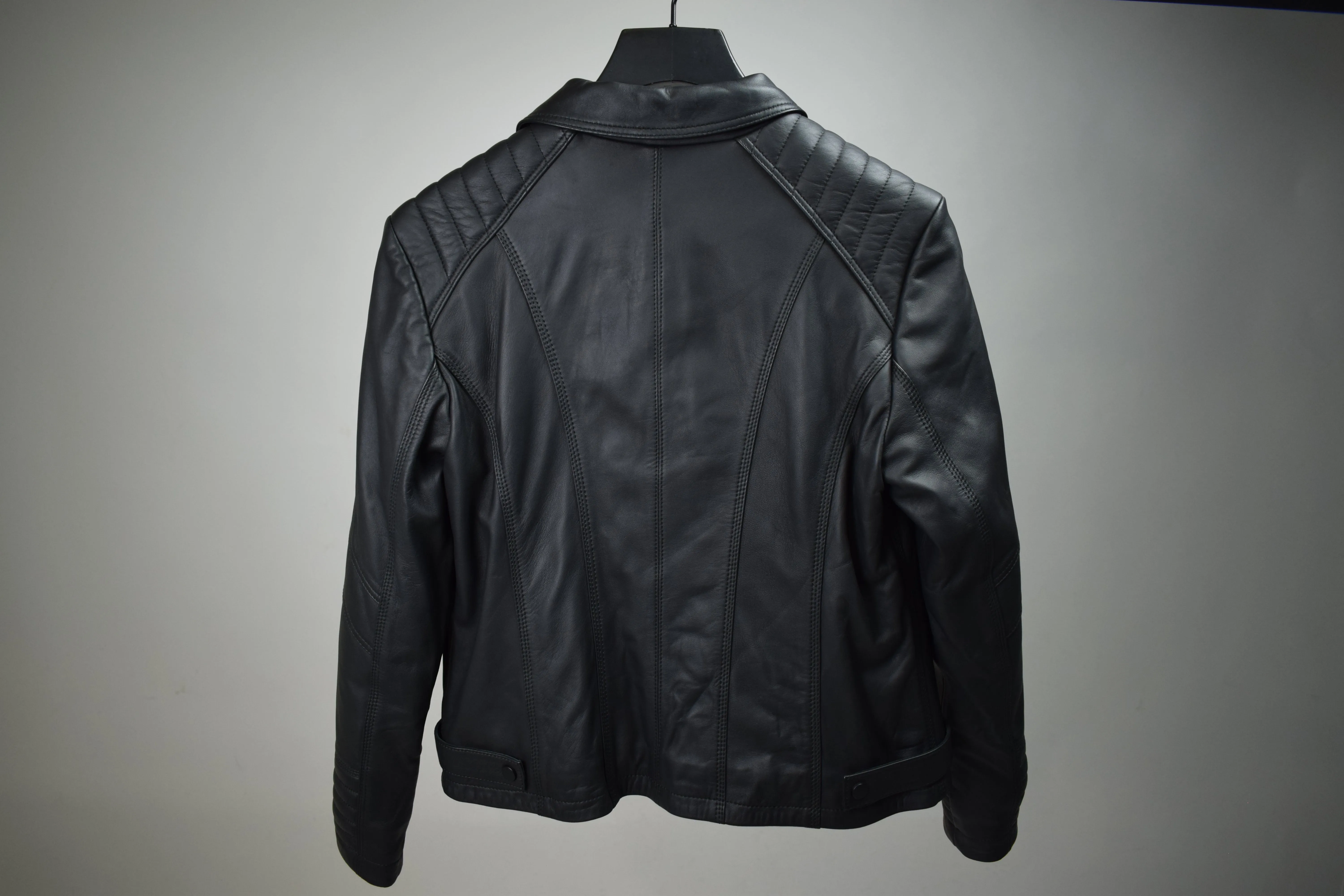 Luna V2: Black Hardware / Womens / XXL / Good sold by Boda Skins product image thumbnail 2