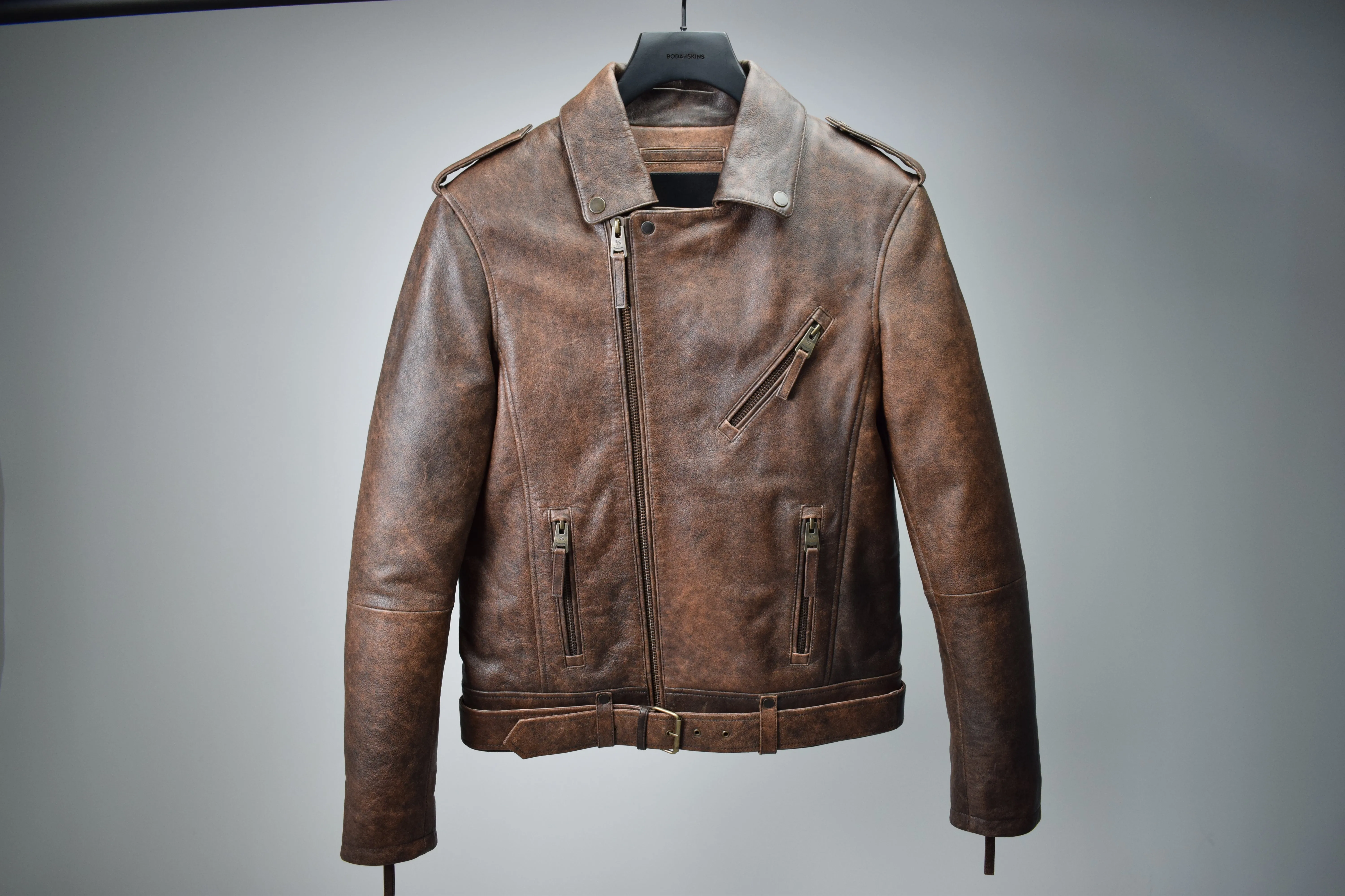 Classic Biker: Antique Brown / Mens / M / Excellent sold by Boda Skins