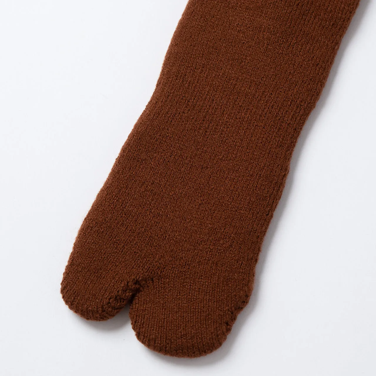 NODAL Brushed Pile Tabi Sock – Coffee | Made in Japan sold by Arvin Goods product image thumbnail 4