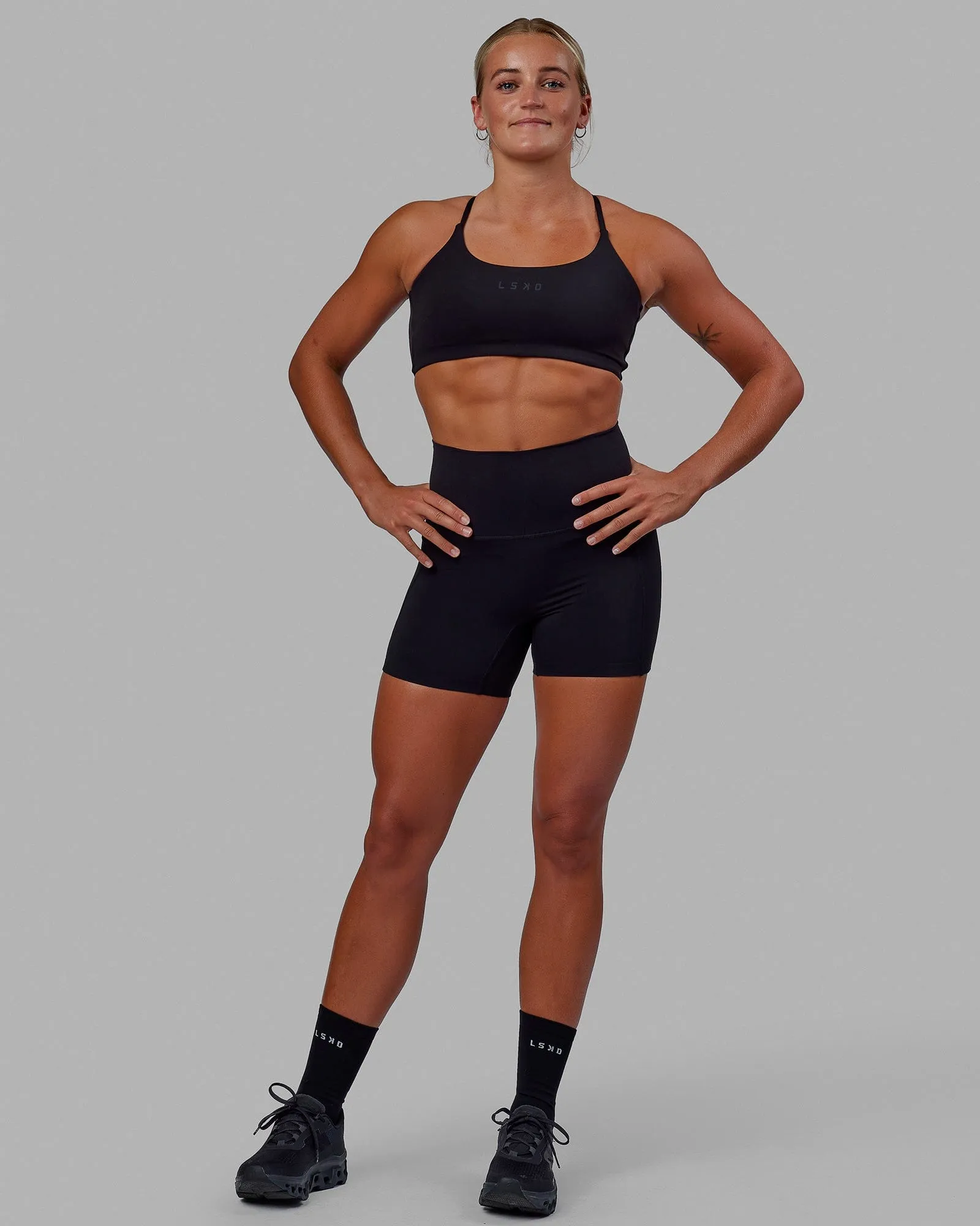 Elixir X-Short Tight With Pockets - Black sold by LSKD product image thumbnail 2