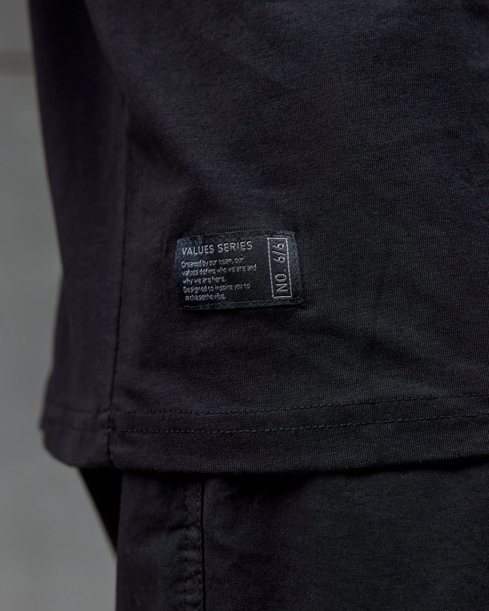 VS6 FLXCotton Tee Oversize - Triple Black sold by LSKD product image thumbnail 4