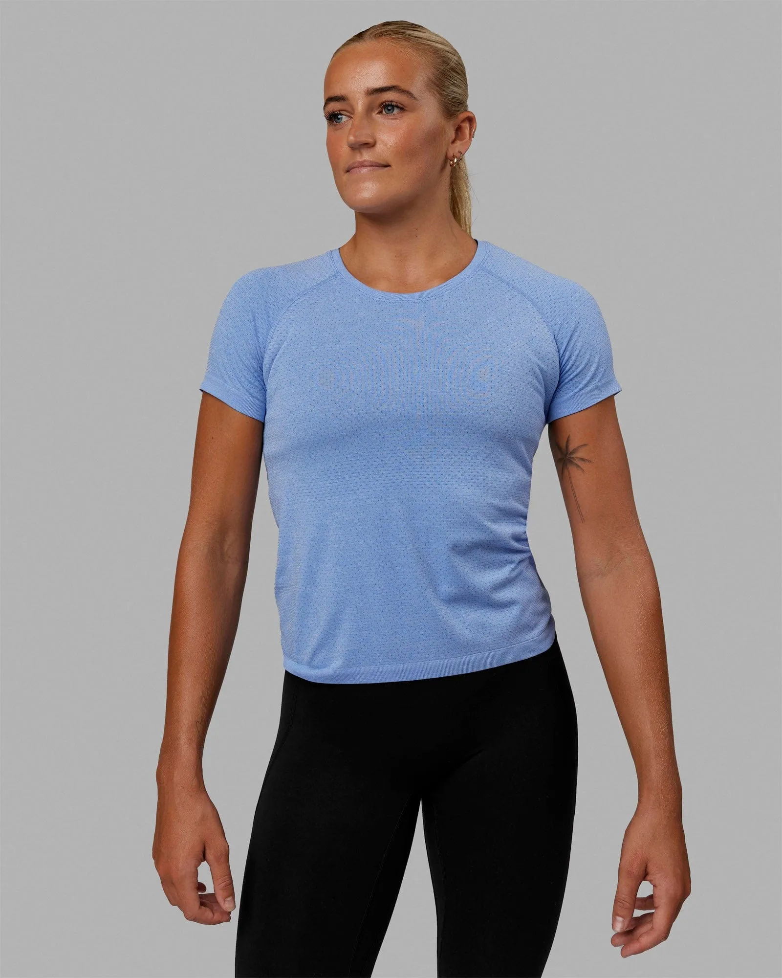 AeroFLX+ Seamless Tee - Cornflower Blue Marl sold by LSKD product image thumbnail 2