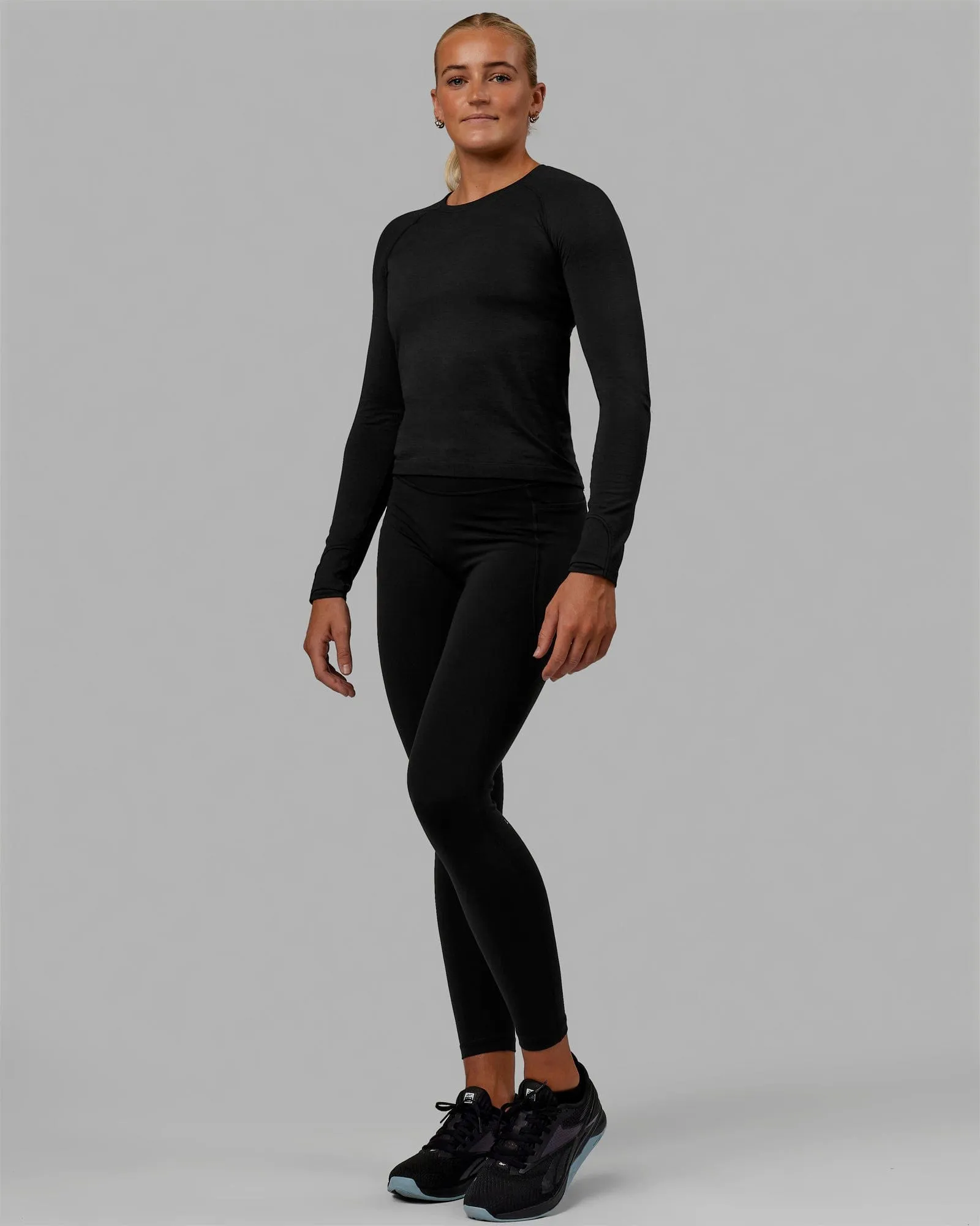 AeroFLX+ Seamless Long Sleeve Tee - Black Marl sold by LSKD product image thumbnail 2