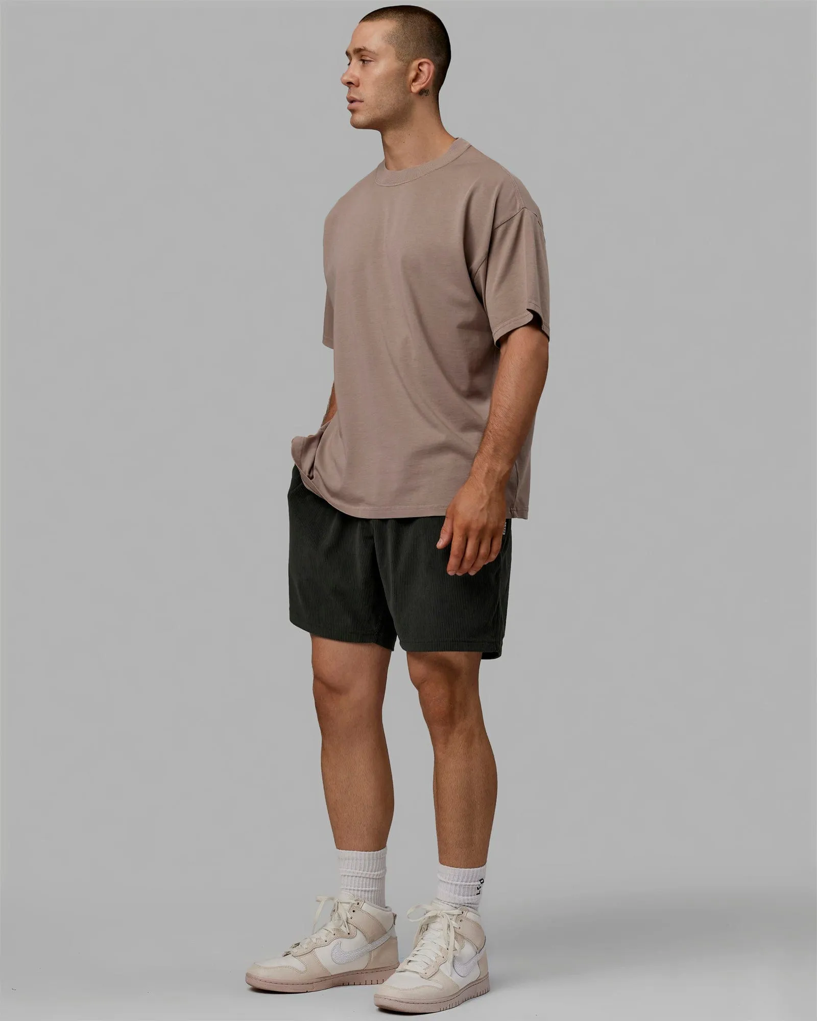 Daily 7" Cord Shorts - Pirate Black sold by LSKD product image thumbnail 5