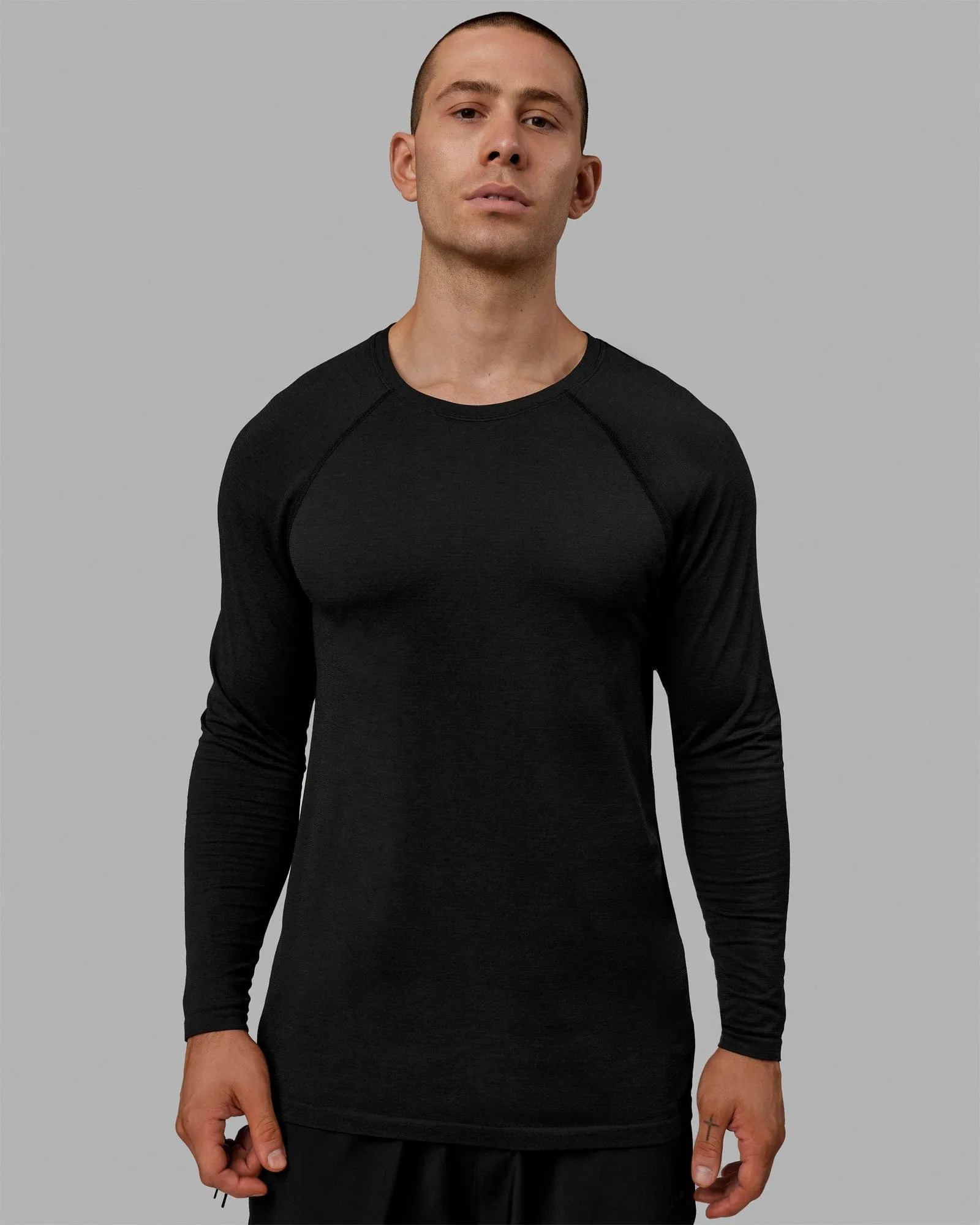 AeroFLX+ Seamless Long Sleeve Tee - Black Marl sold by LSKD