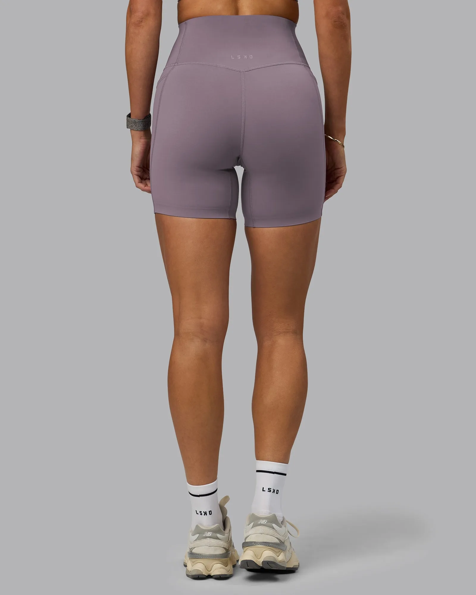 Elixir Mid Short Tight With Pockets - Purple Sage sold by LSKD product image thumbnail 4