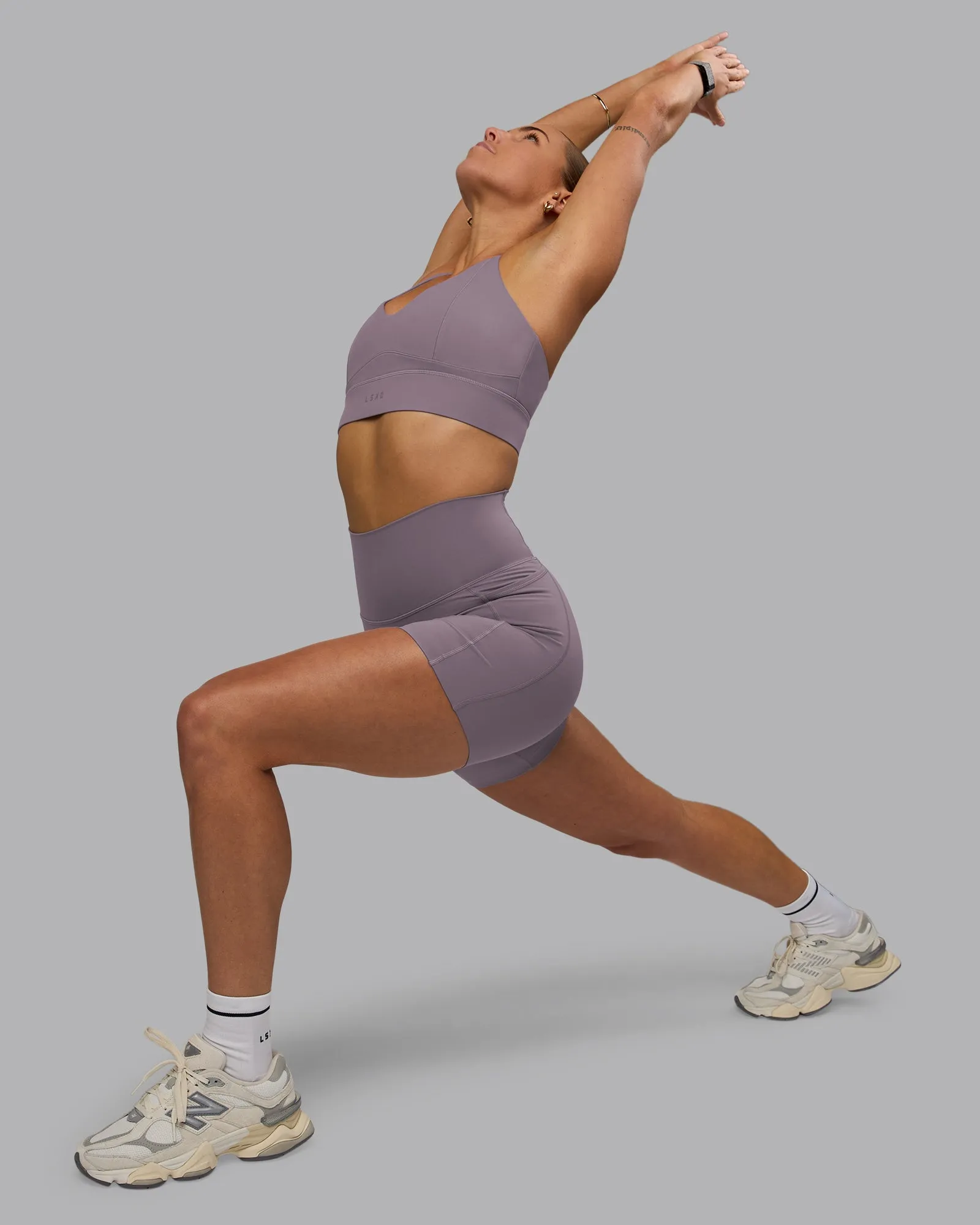 Elixir Mid Short Tight With Pockets - Purple Sage sold by LSKD product image thumbnail 5