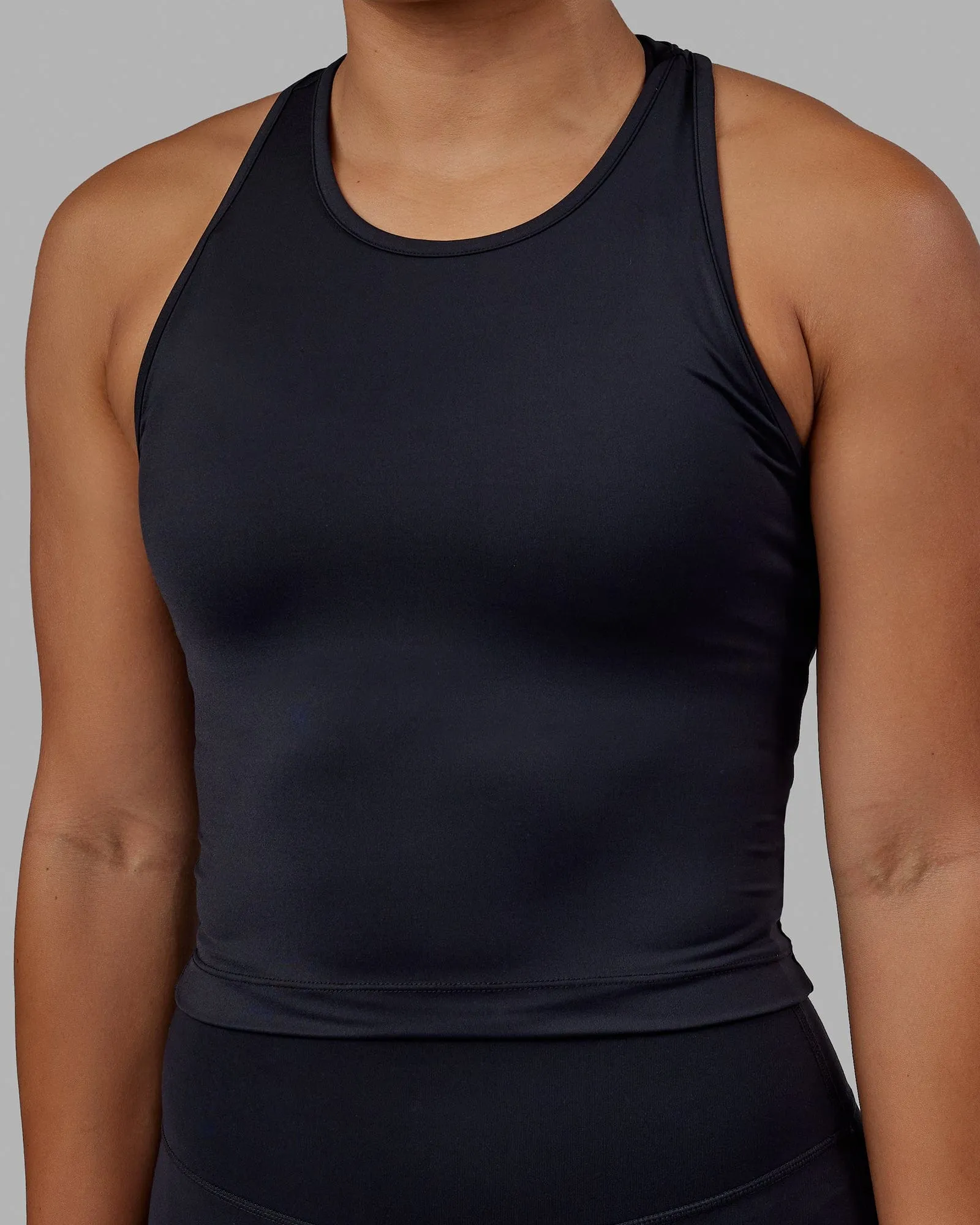 Flow Performance Tank - Black sold by LSKD
