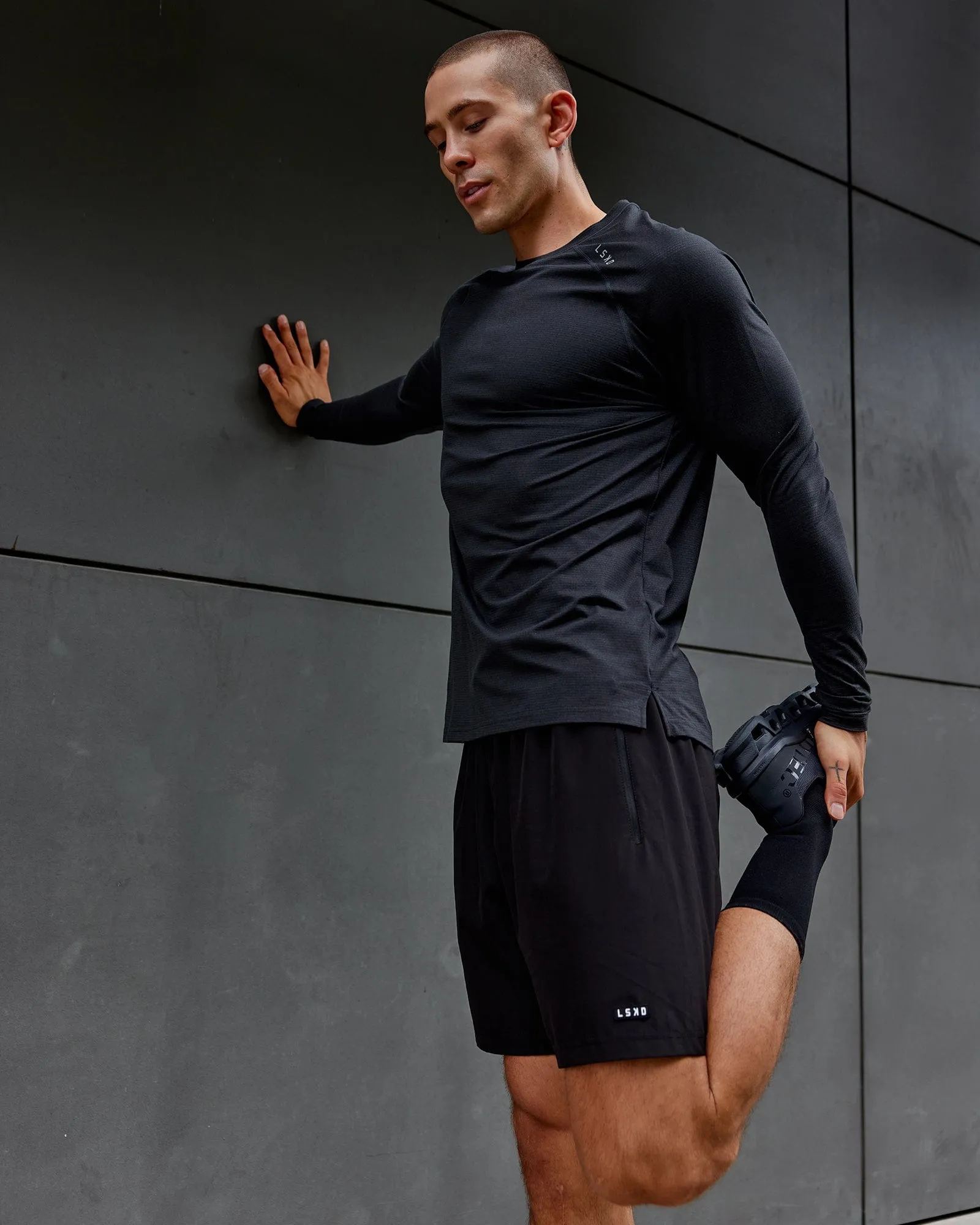 Perform VapourFLX LS Tee - Black Marl sold by LSKD product image thumbnail 4