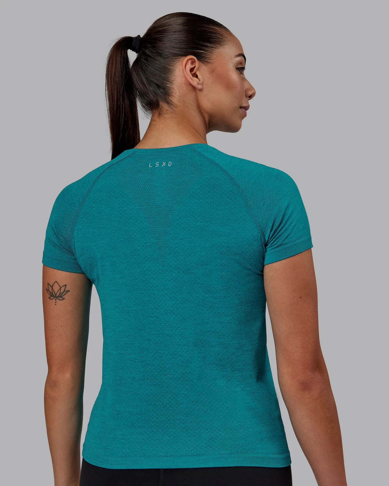 AeroFLX+ Seamless Tee - Blue Bird /Blue Bird sold by LSKD product image thumbnail 4