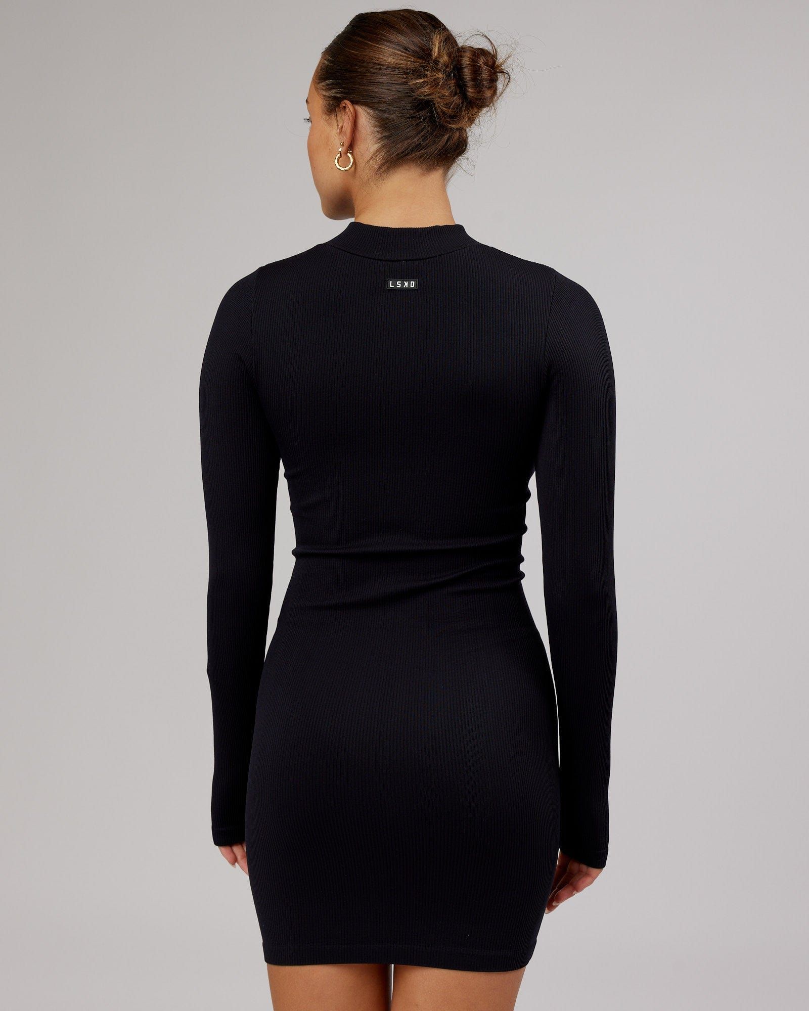 Minimal Ribbed Seamless LS Dress - Black sold by LSKD product image thumbnail 5