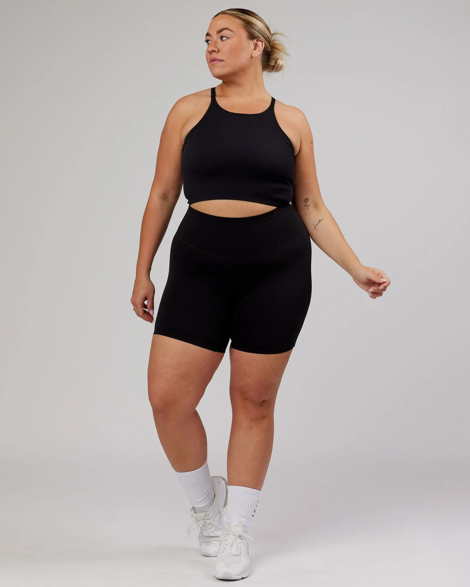 Minimal Seamless Crop Ribbed Tank - Black sold by LSKD product image thumbnail 4