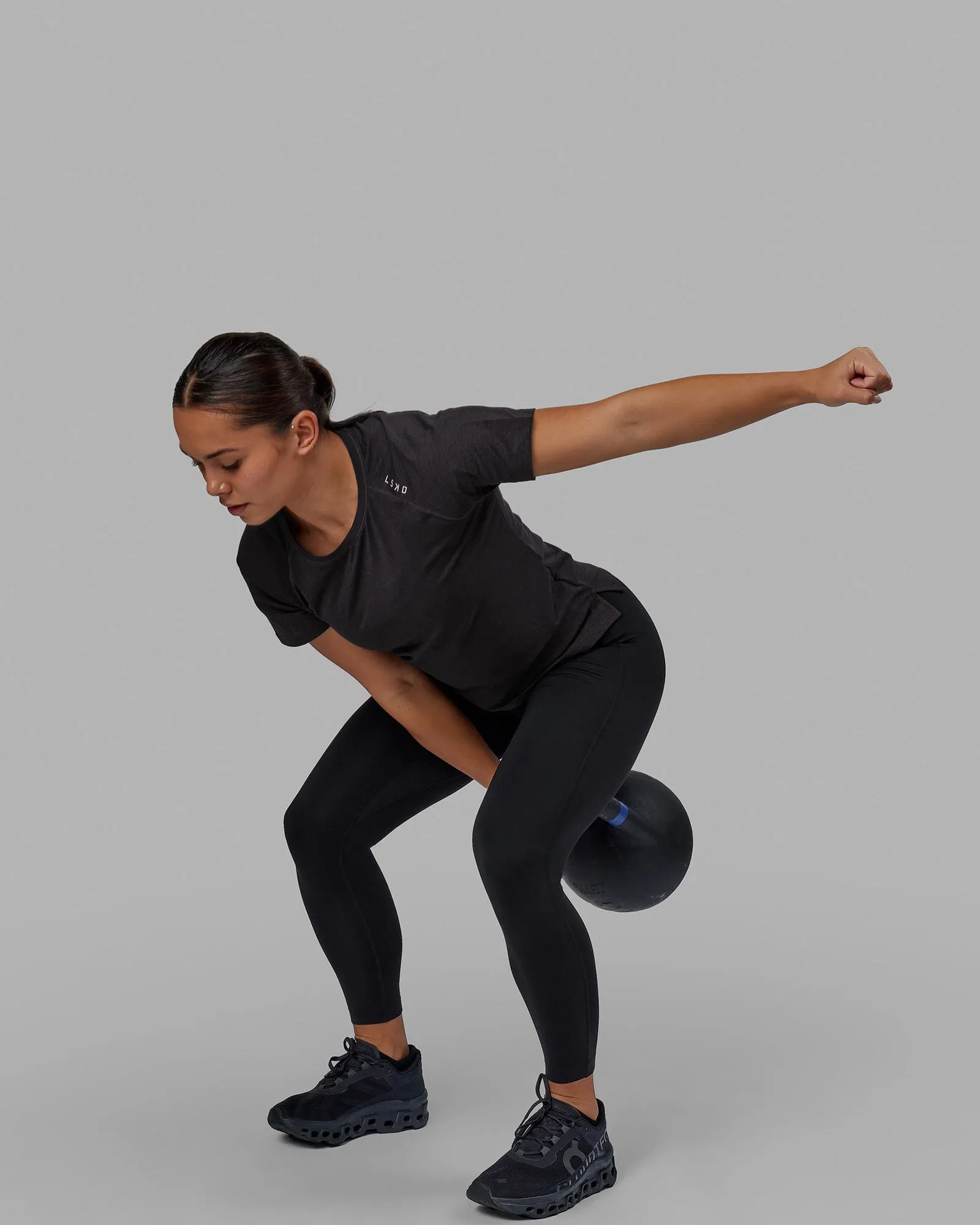 Perform VapourFLX Tee - Black sold by LSKD product image thumbnail 5