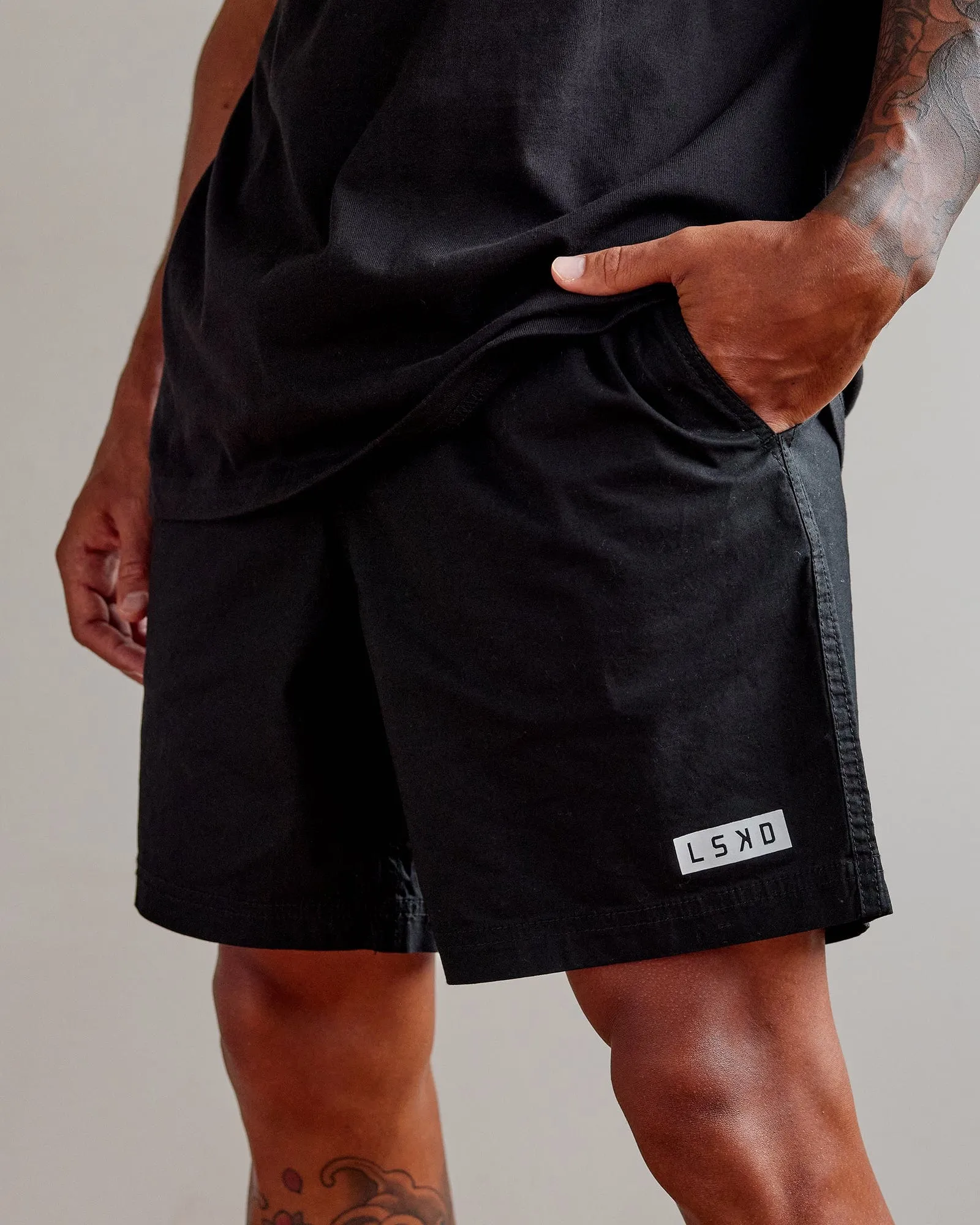 Daily 7" Short - Black-White sold by LSKD