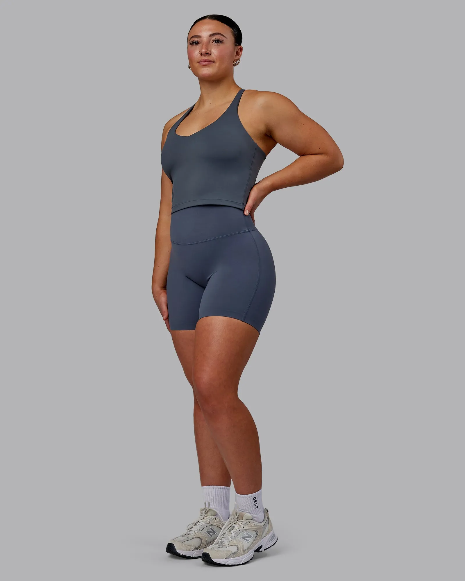 Elixir Mid Short Tight - Turbulence sold by LSKD product image thumbnail 5