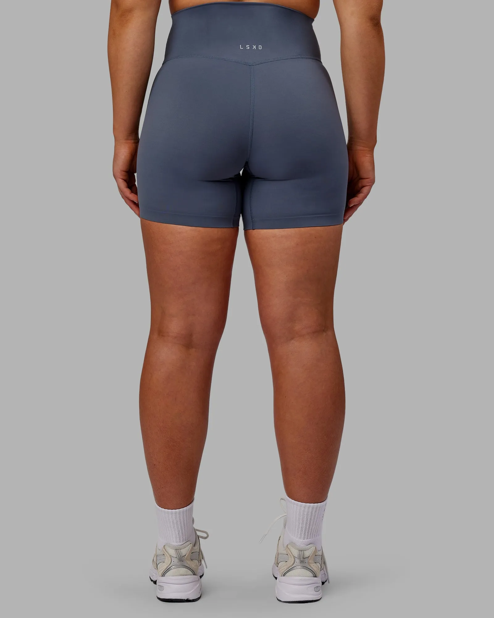 Elixir Mid Short Tight - Turbulence sold by LSKD product image thumbnail 3