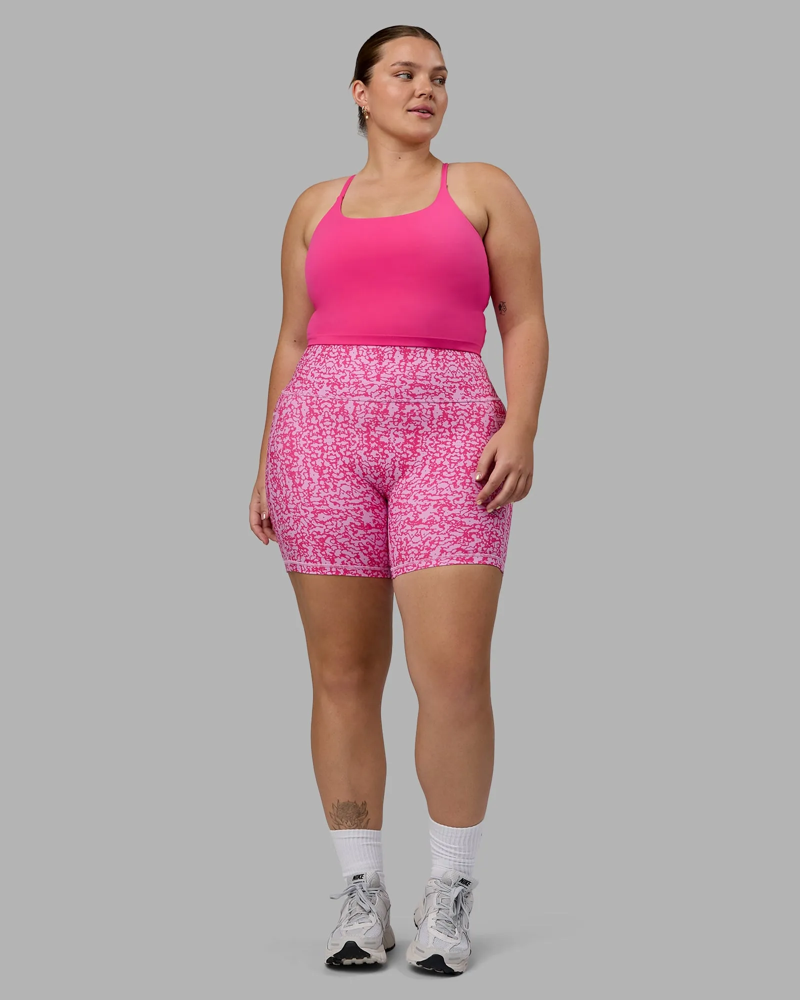 Twist Tank With Shelf Bra - Ultra Pink sold by LSKD product image thumbnail 3
