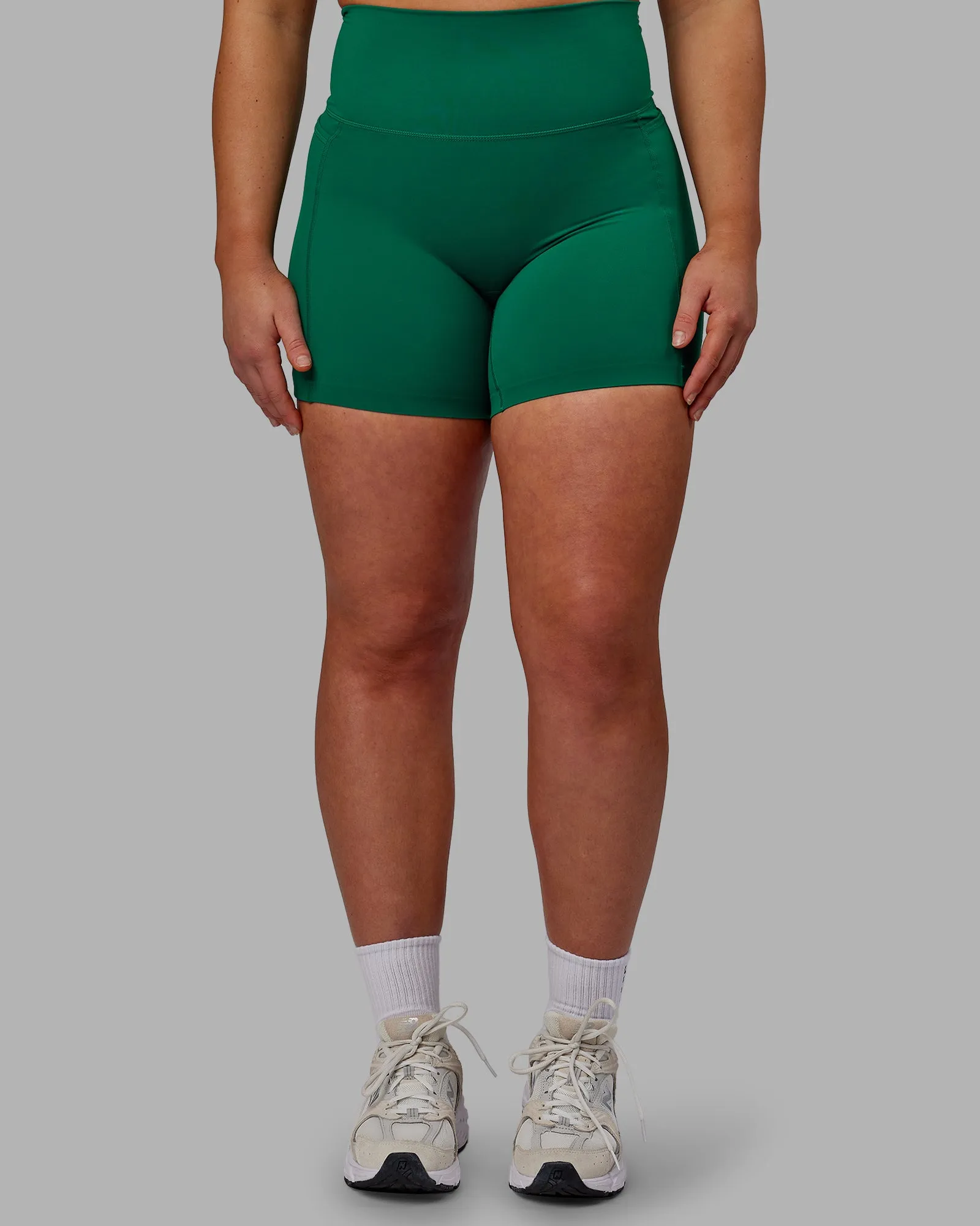 Elixir Mid Short Tight With Pockets - Malachite sold by LSKD product image thumbnail 2