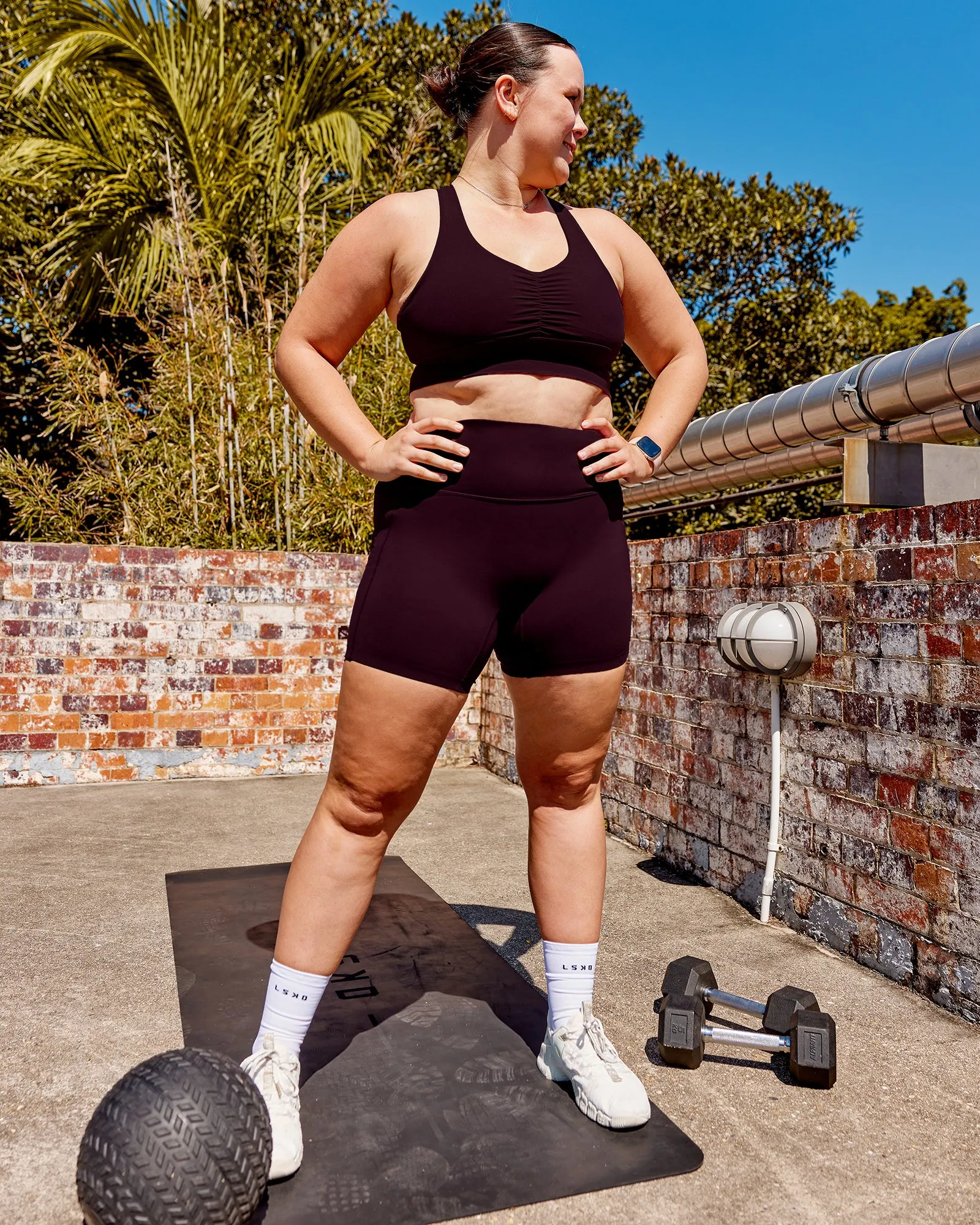 Elixir Mid Short Tight With Pockets - Mulberry sold by LSKD product image thumbnail 2