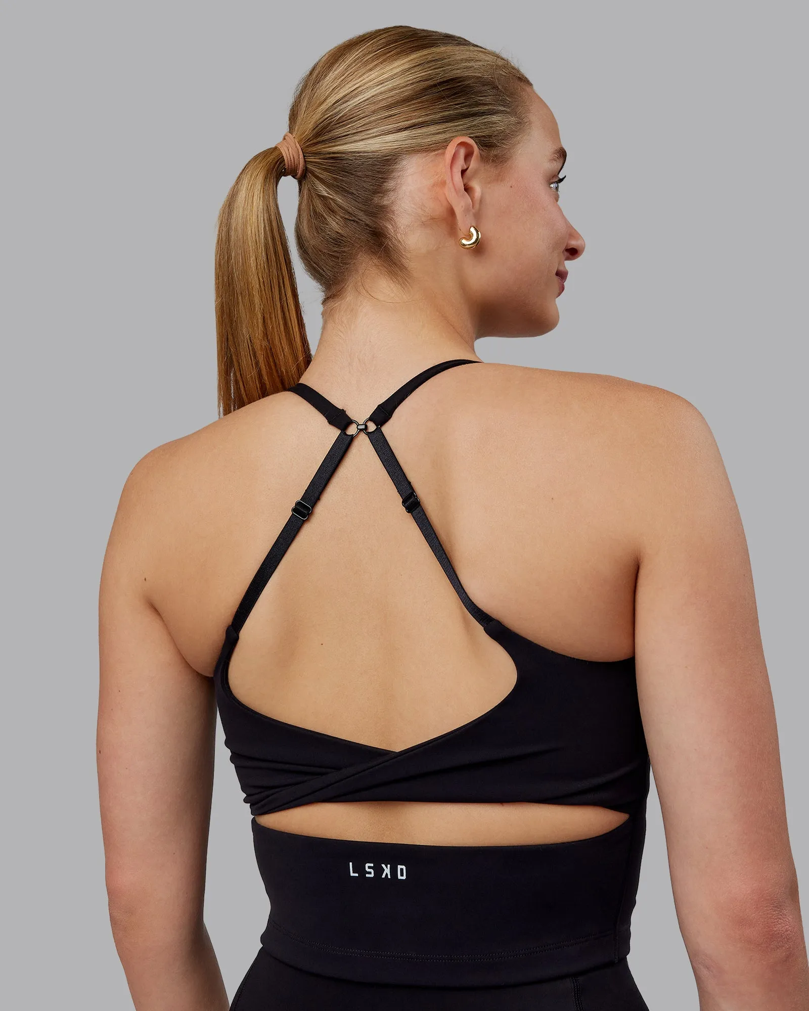 Twist Tank With Shelf Bra - Black sold by LSKD product image thumbnail 5