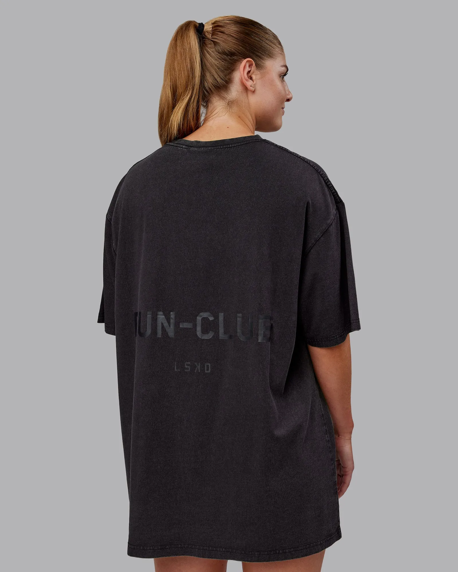 Washed RUN CLUB FLXCotton Tee Oversize - Black-Black sold by LSKD product image thumbnail 4