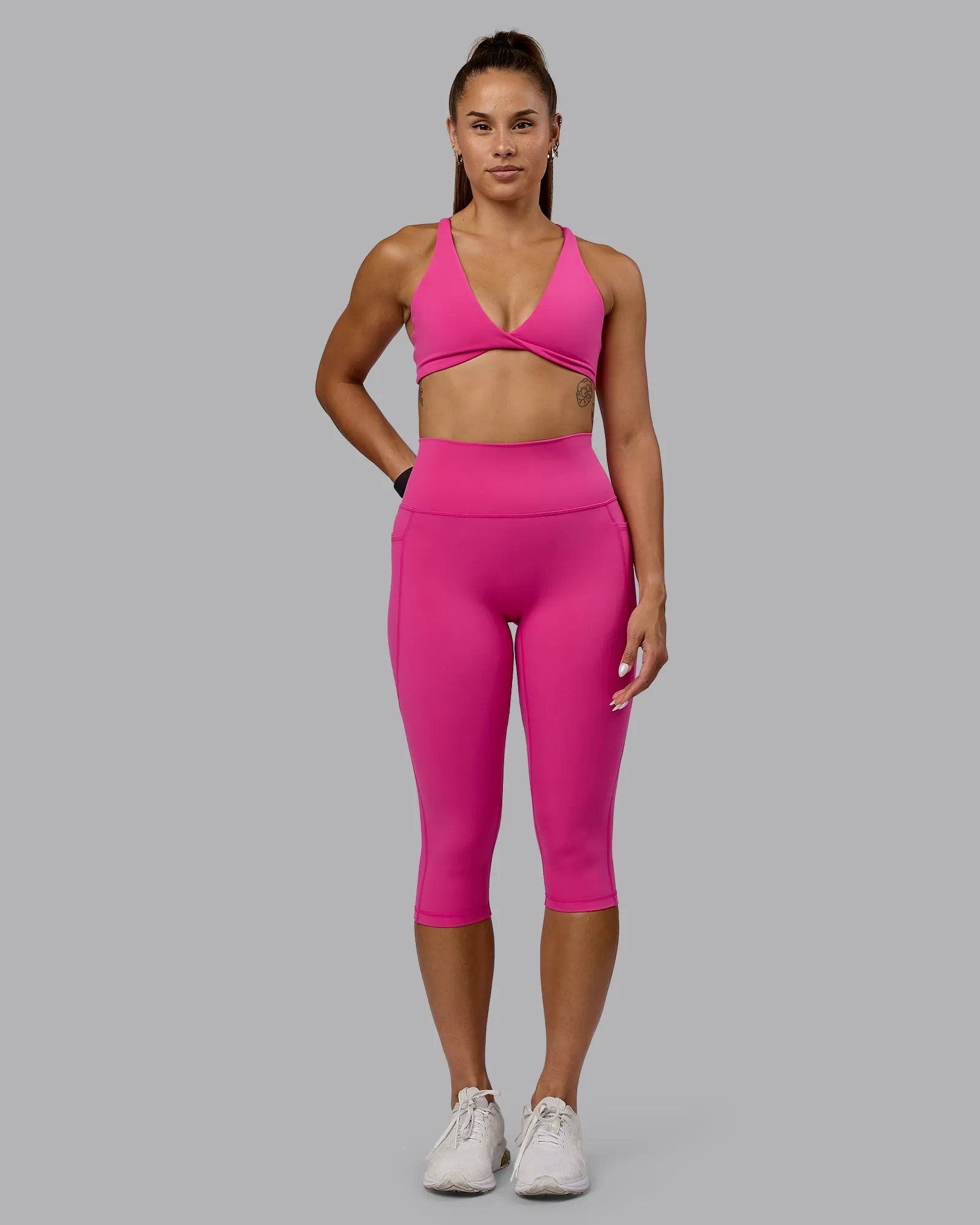 Fusion 3/4 Length Tight with Pockets - Fuchsia Pink sold by LSKD product image thumbnail 5