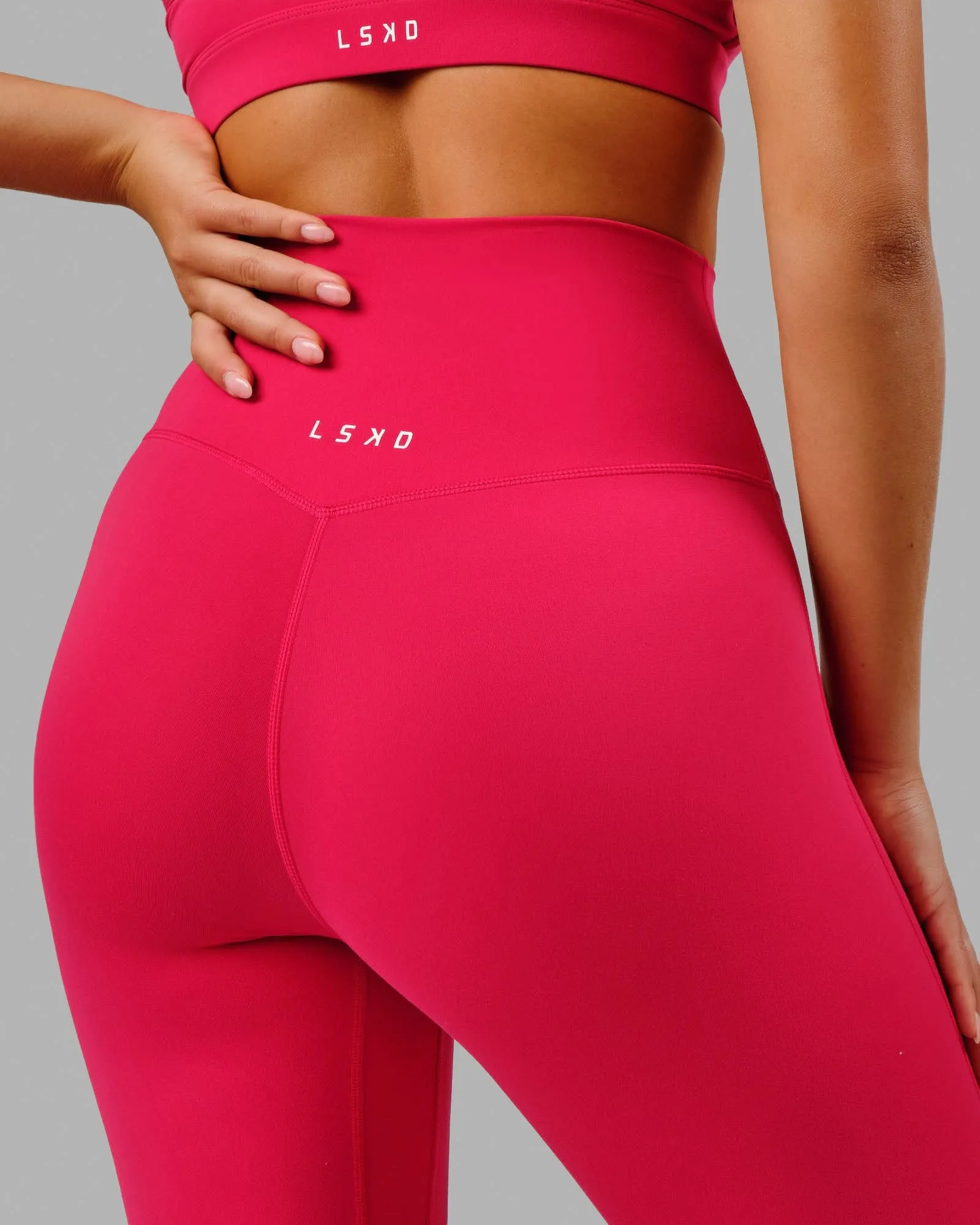 Elixir 7/8 Length Tight - Boysenberry No Logo sold by LSKD product image thumbnail 3