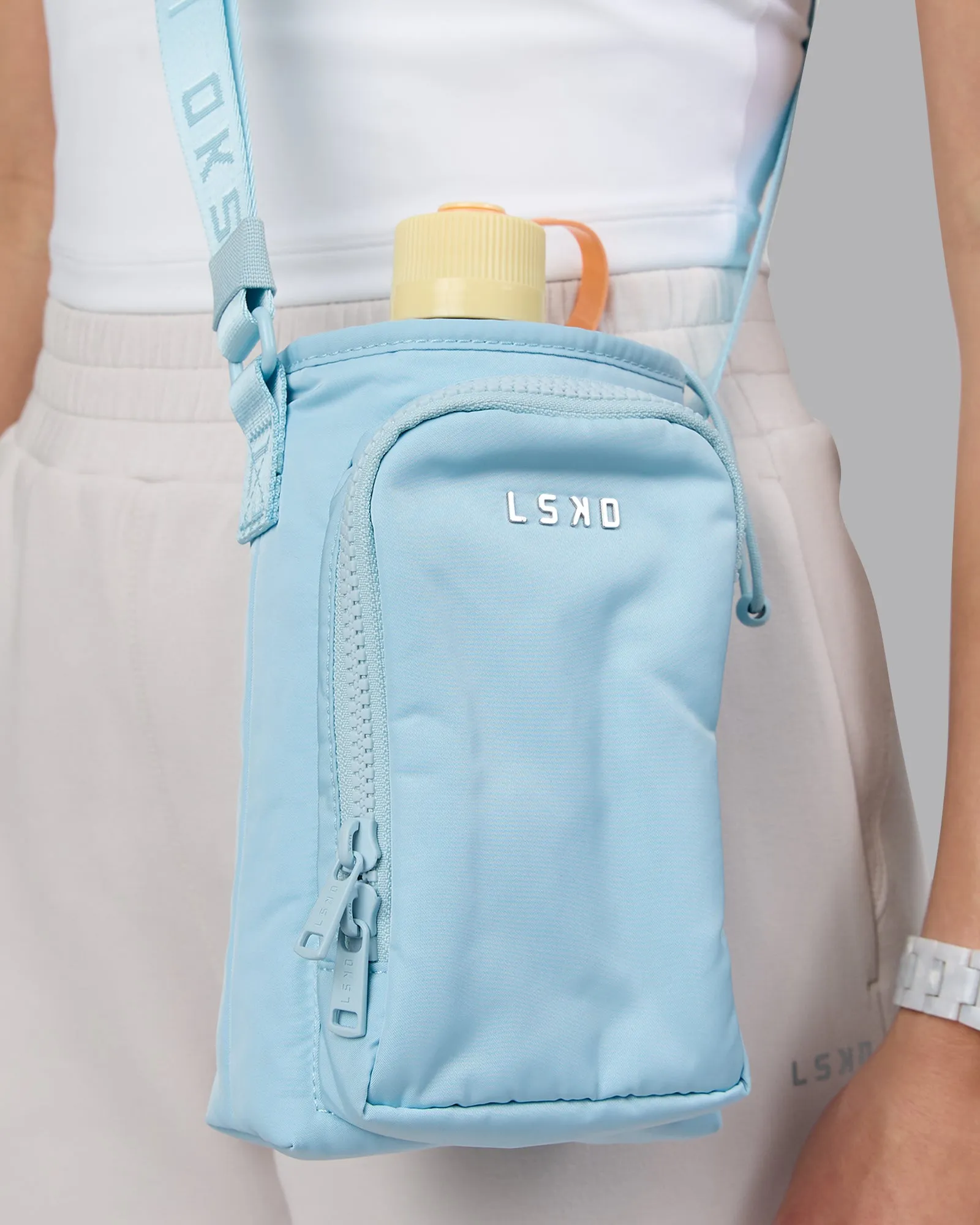 On The Go Water Bottle Sling - Crystal Blue sold by LSKD product image thumbnail 3
