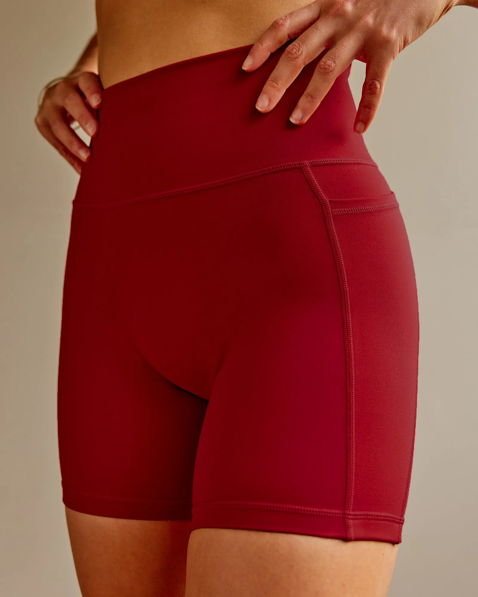 Fusion Mid Short Tight With Pockets - Cherry Red sold by LSKD product image thumbnail 4