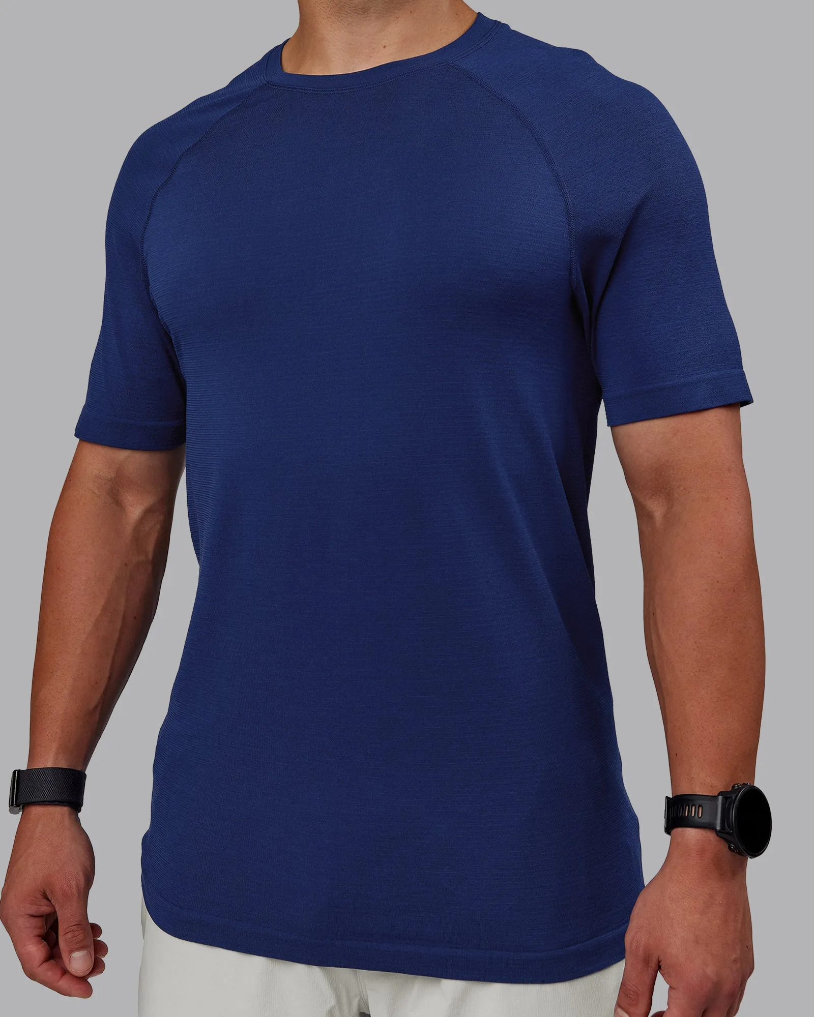 AeroFLX+ Seamless Tee - Midnight Blue/Midnight Blue sold by LSKD product image thumbnail 3