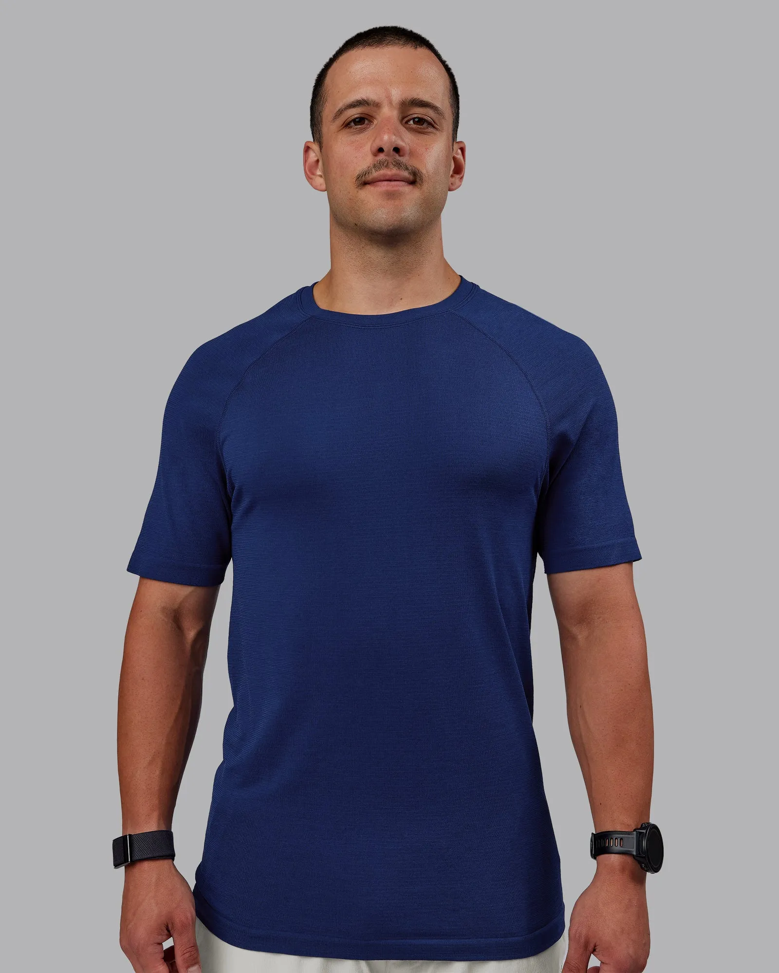AeroFLX+ Seamless Tee - Midnight Blue/Midnight Blue sold by LSKD product image thumbnail 2