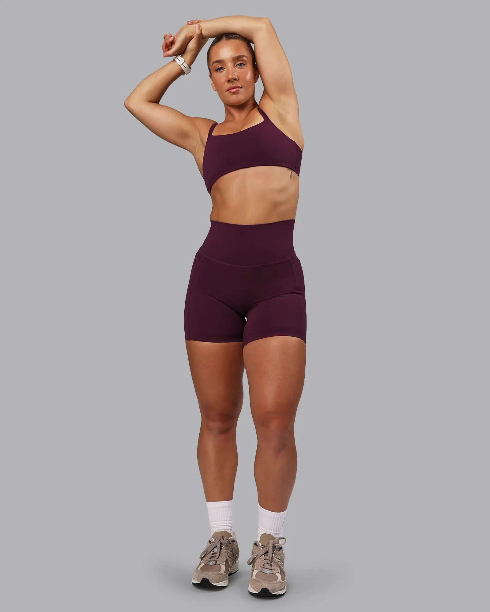 Elixir Mid Short Tight With Pockets - Cherry Lacquer sold by LSKD product image thumbnail 2