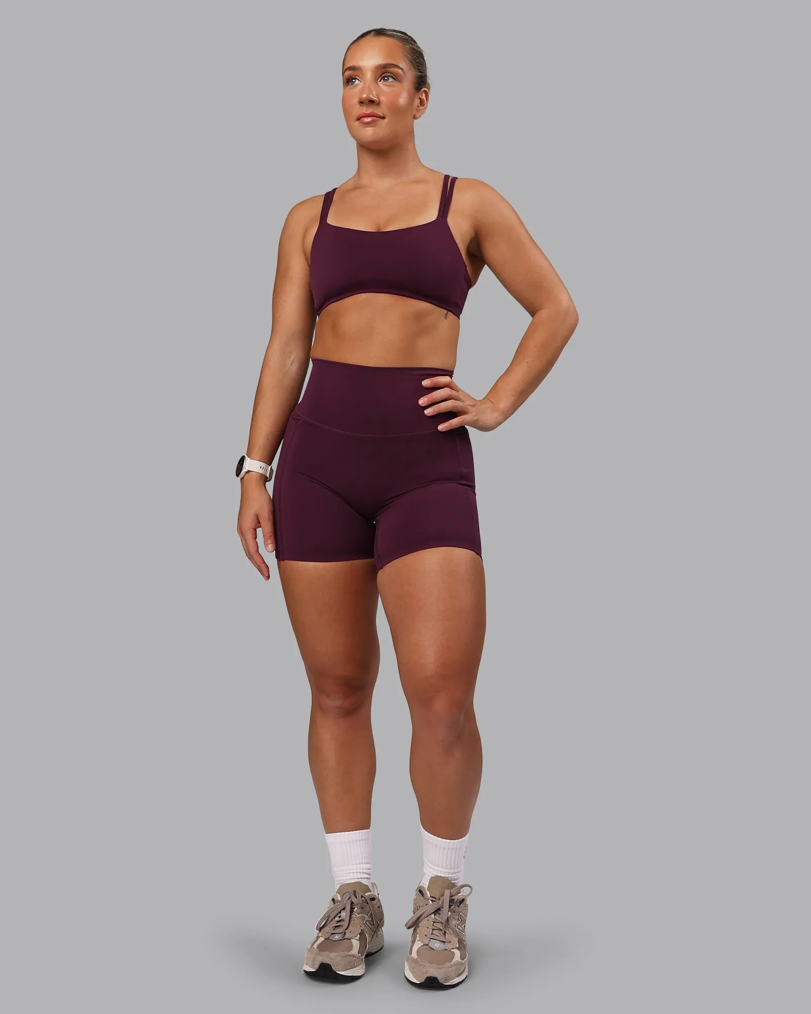 Elixir Mid Short Tight With Pockets - Cherry Lacquer sold by LSKD product image thumbnail 3