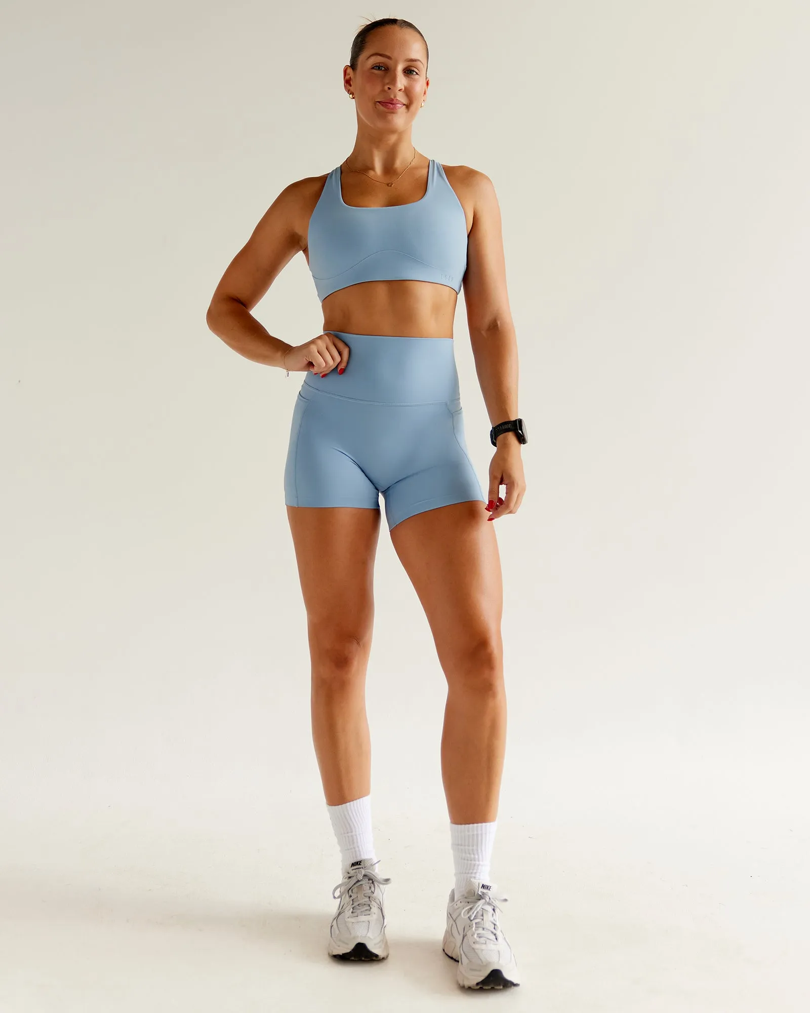 Elixir X-Short Tight With Pockets - Glacier Lake sold by LSKD product image thumbnail 2