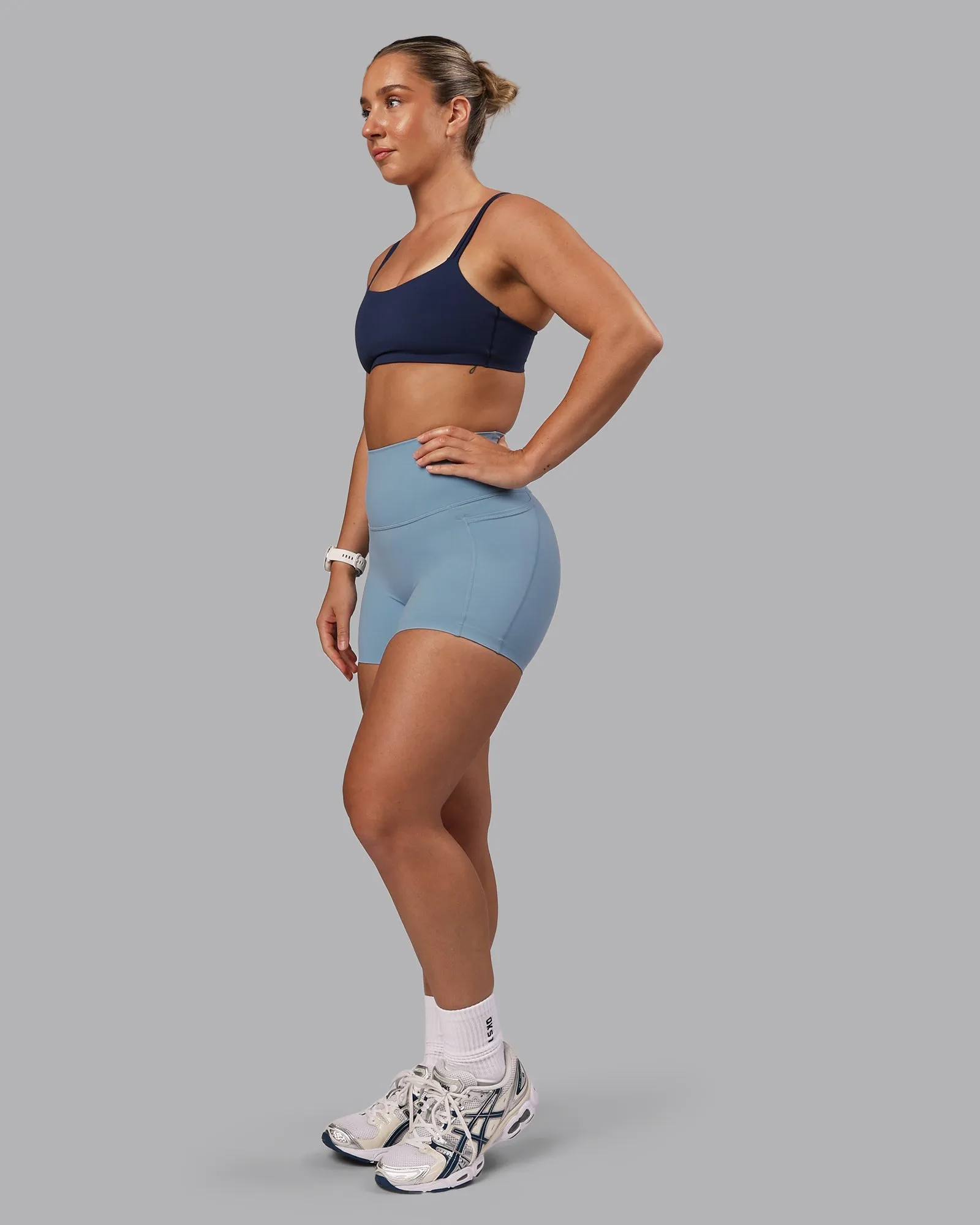 Elixir X-Short Tight With Pockets - Glacier Lake sold by LSKD product image thumbnail 5