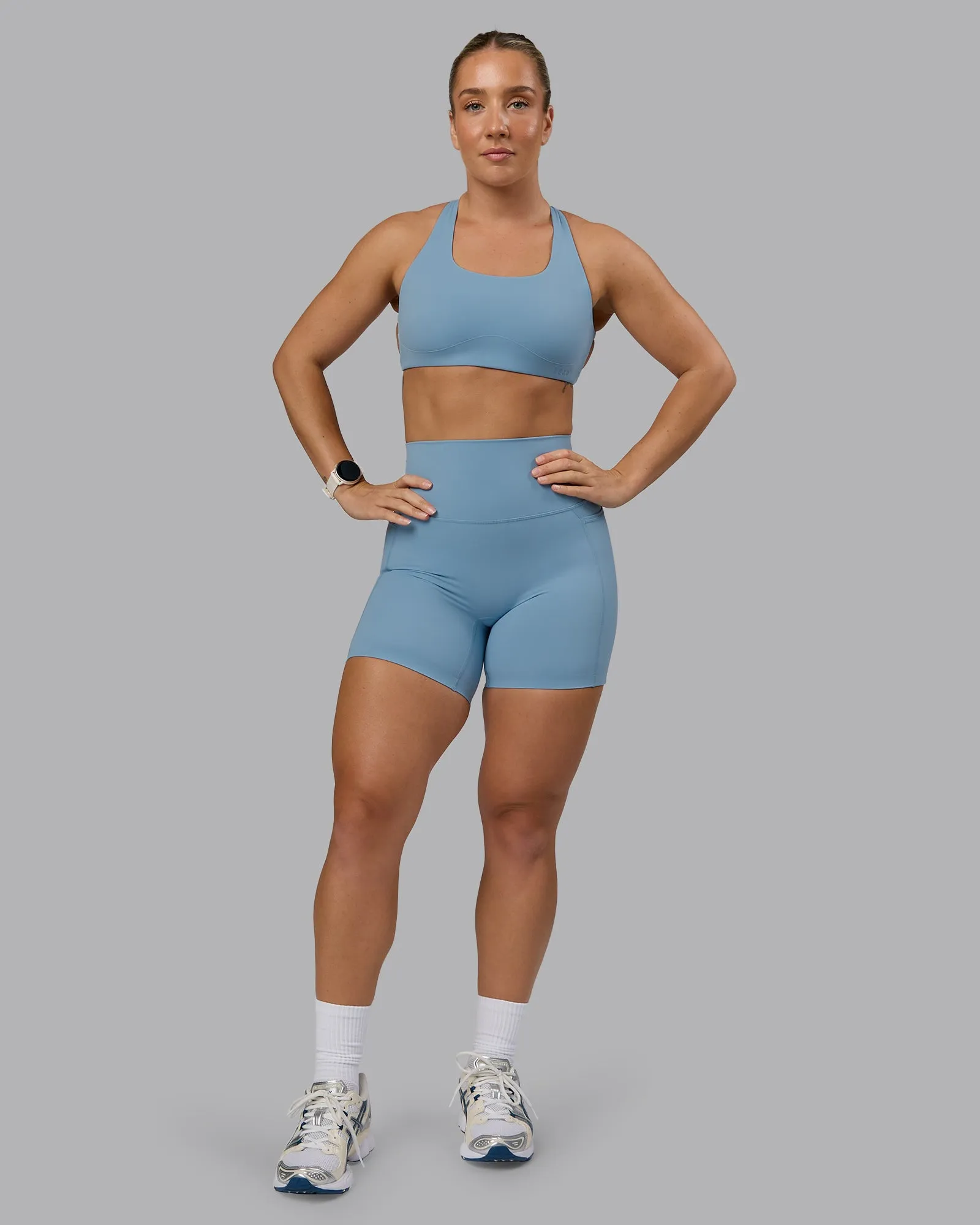 Elixir Mid Short Tight With Pockets - Glacier Lake sold by LSKD product image thumbnail 2