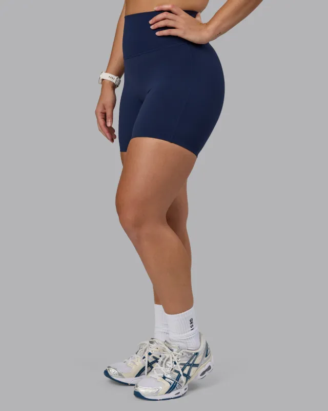 Elixir Mid Short Tight - Future Navy sold by LSKD