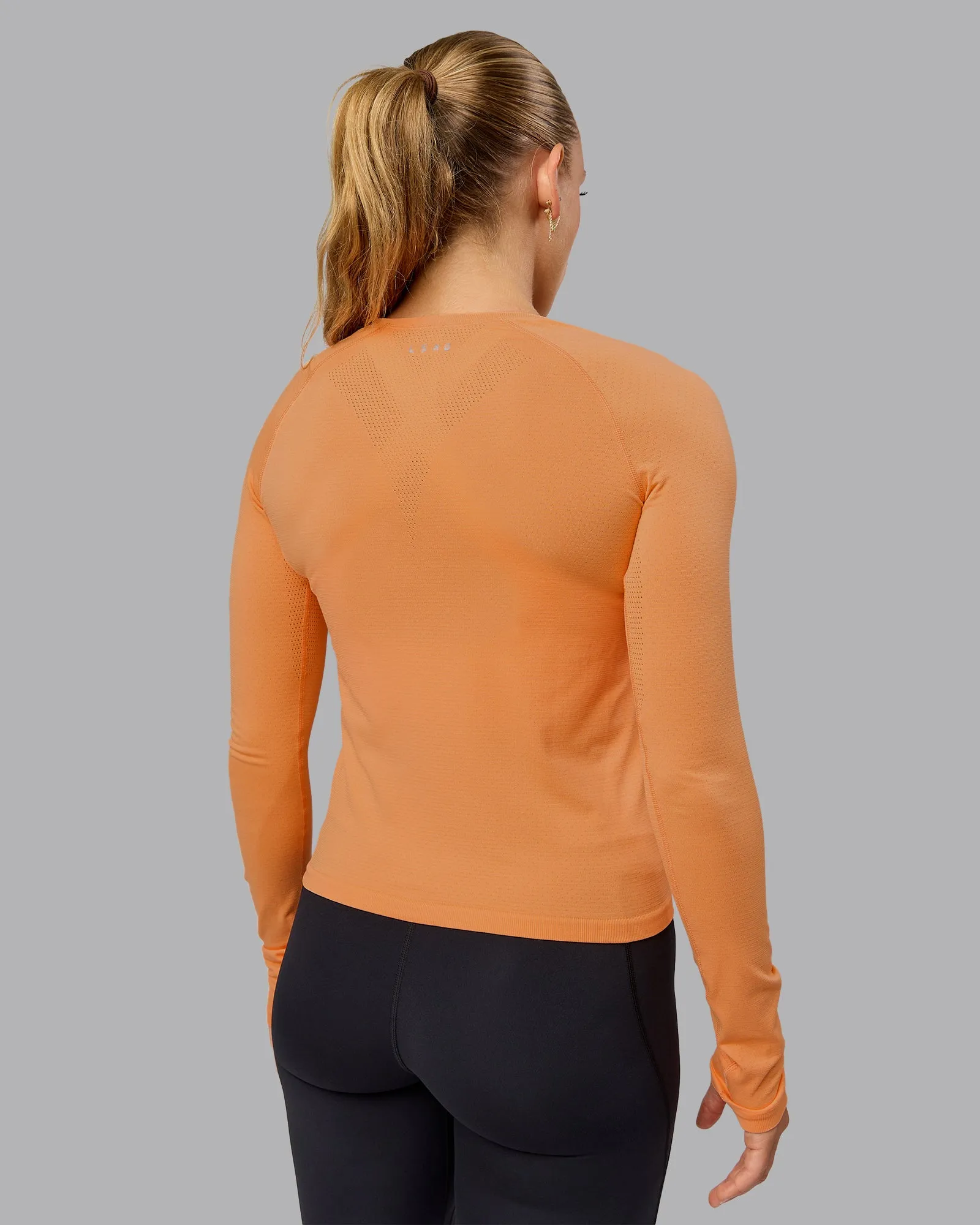AeroFLX+ Seamless Long Sleeve Tee - Cantaloupe/Cantaloupe sold by LSKD product image thumbnail 3