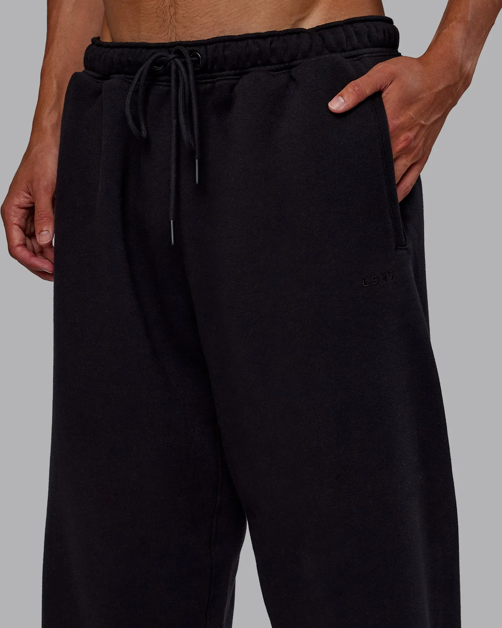 MVP Straight Leg Pant - Black sold by LSKD product image thumbnail 3