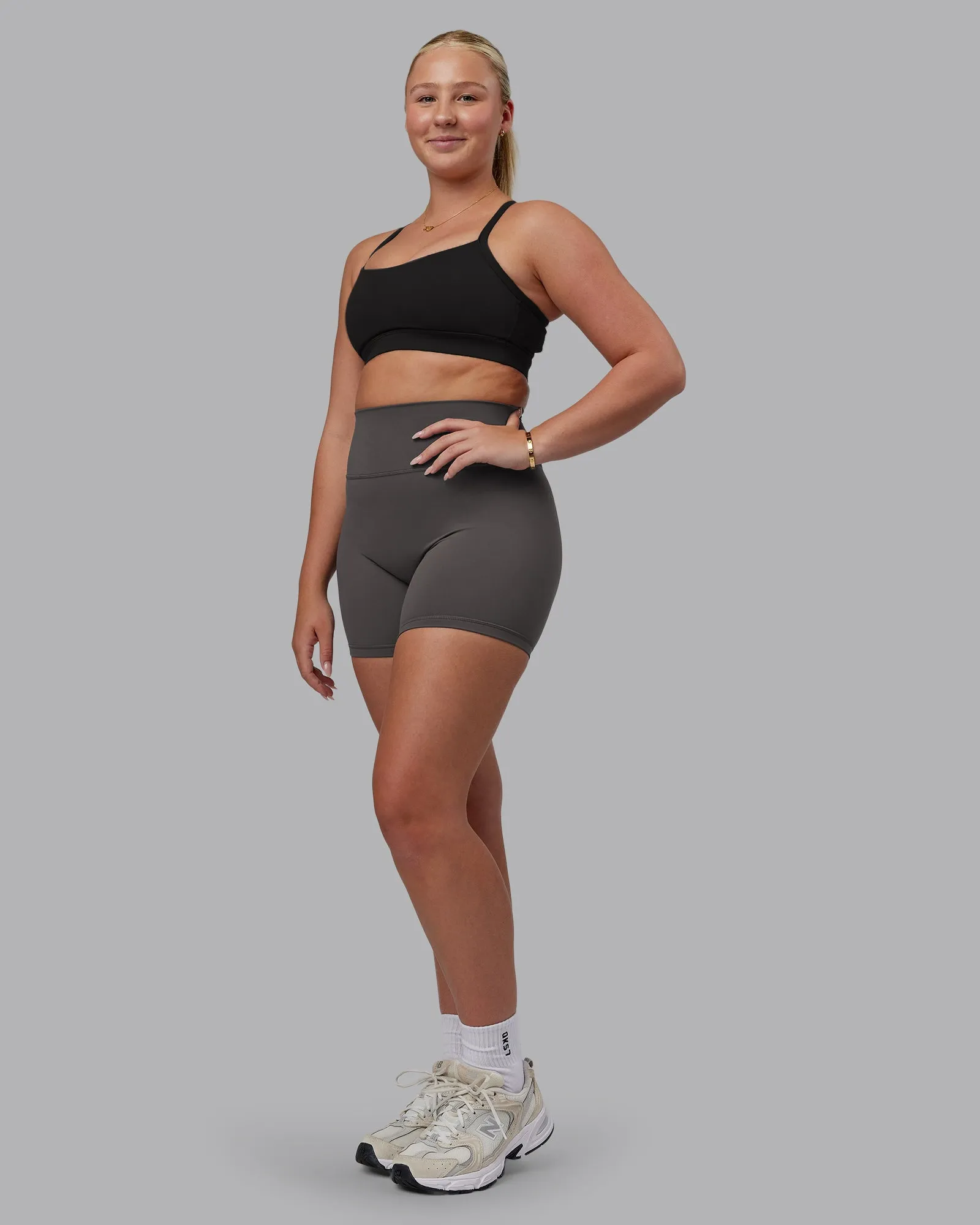 Momentum Sports Bra D/DD/E - Black sold by LSKD product image thumbnail 3