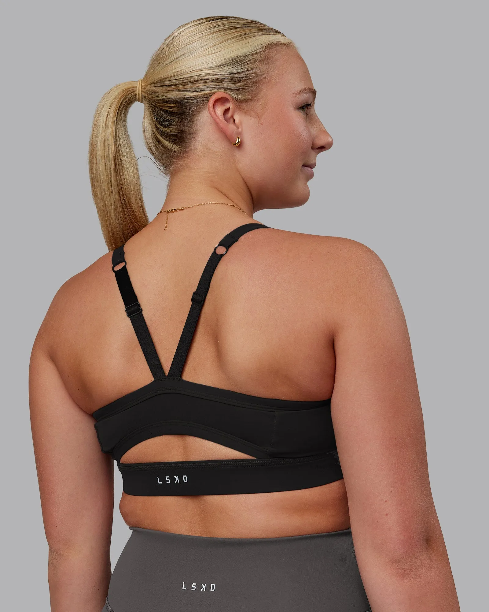 Momentum Sports Bra D/DD/E - Black sold by LSKD product image thumbnail 2