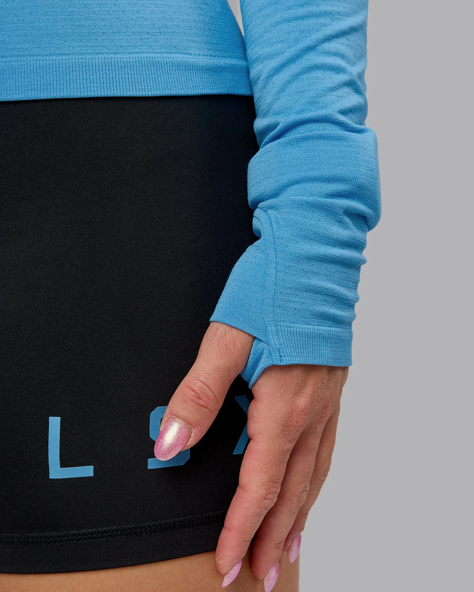 AeroFLX+ Seamless Long Sleeve Tee - Azure Blue Marl sold by LSKD product image thumbnail 2
