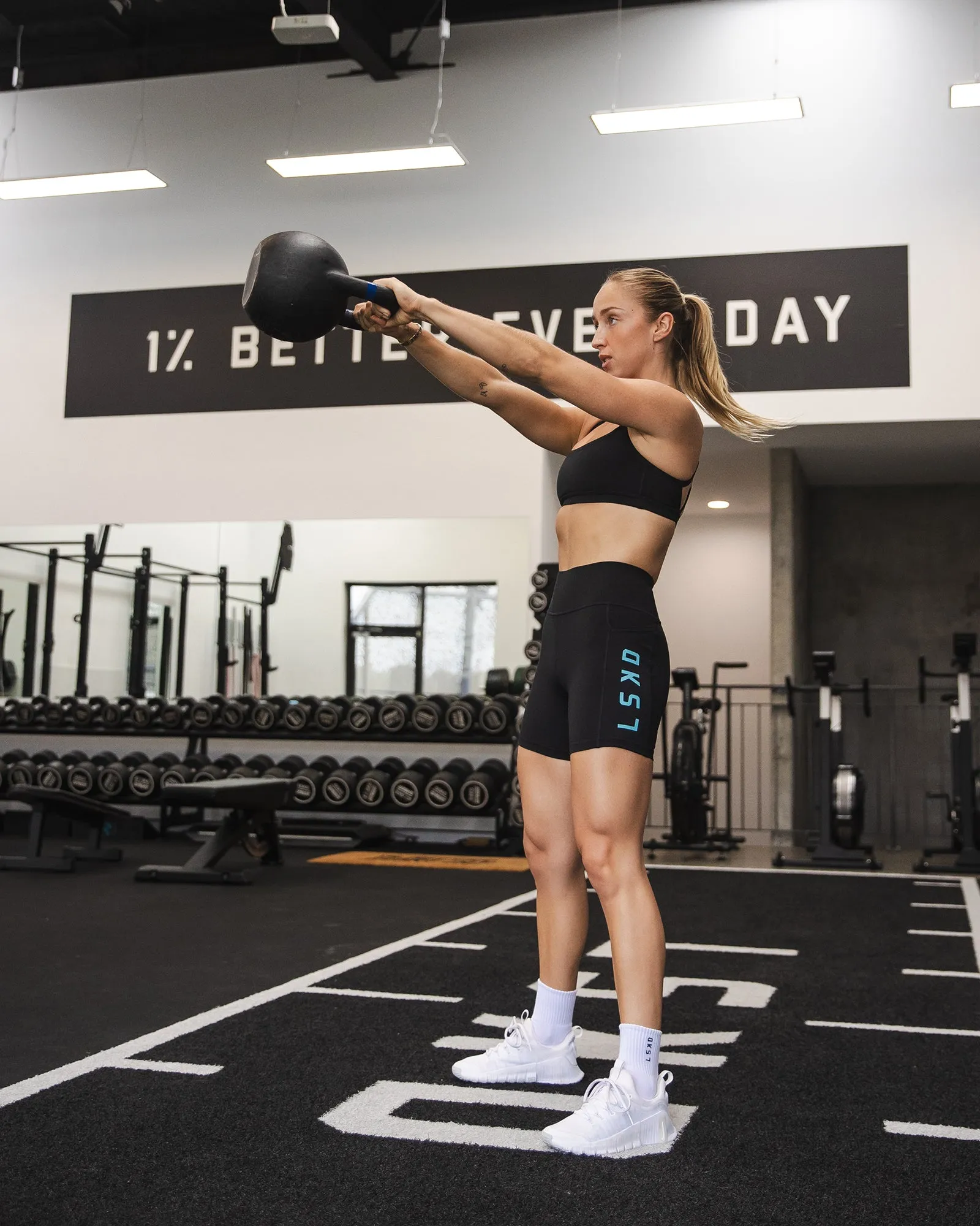 Rep Ultra High-Rise 6" Short Pockets - Black-Retro Blue sold by LSKD product image thumbnail 2