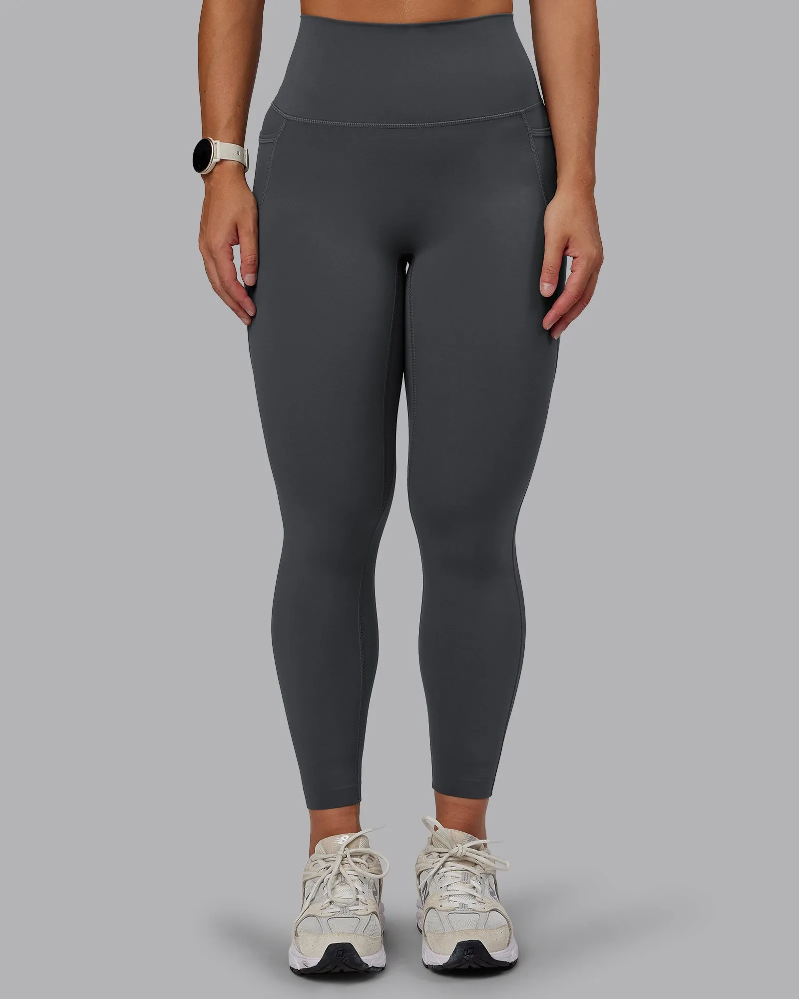 Elixir Ultra High-Rise 7/8 Legging Pockets - Dark Storm sold by LSKD product image thumbnail 2