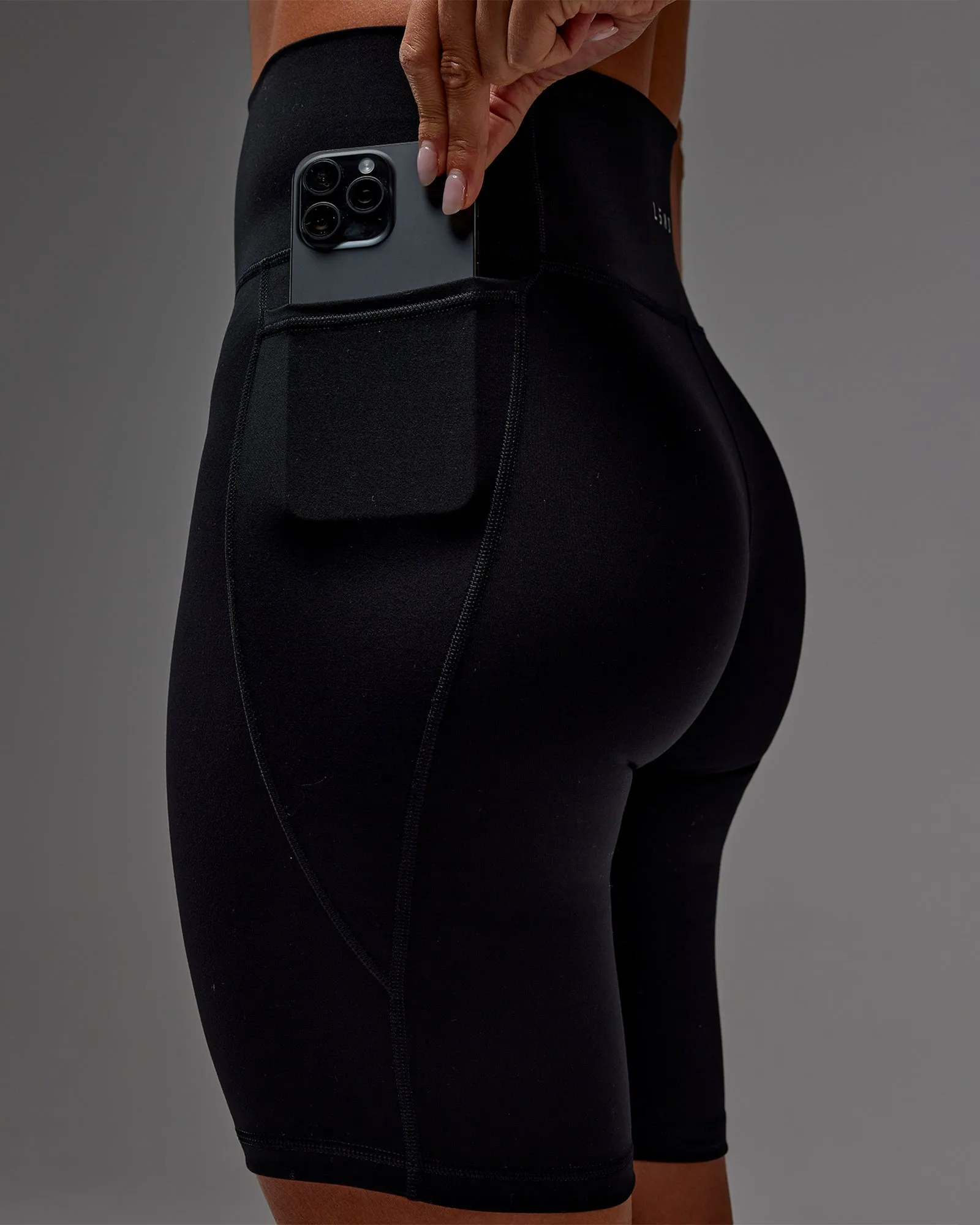 Fusion Ultra High-Rise 9" Short Pockets - Black sold by LSKD product image thumbnail 2