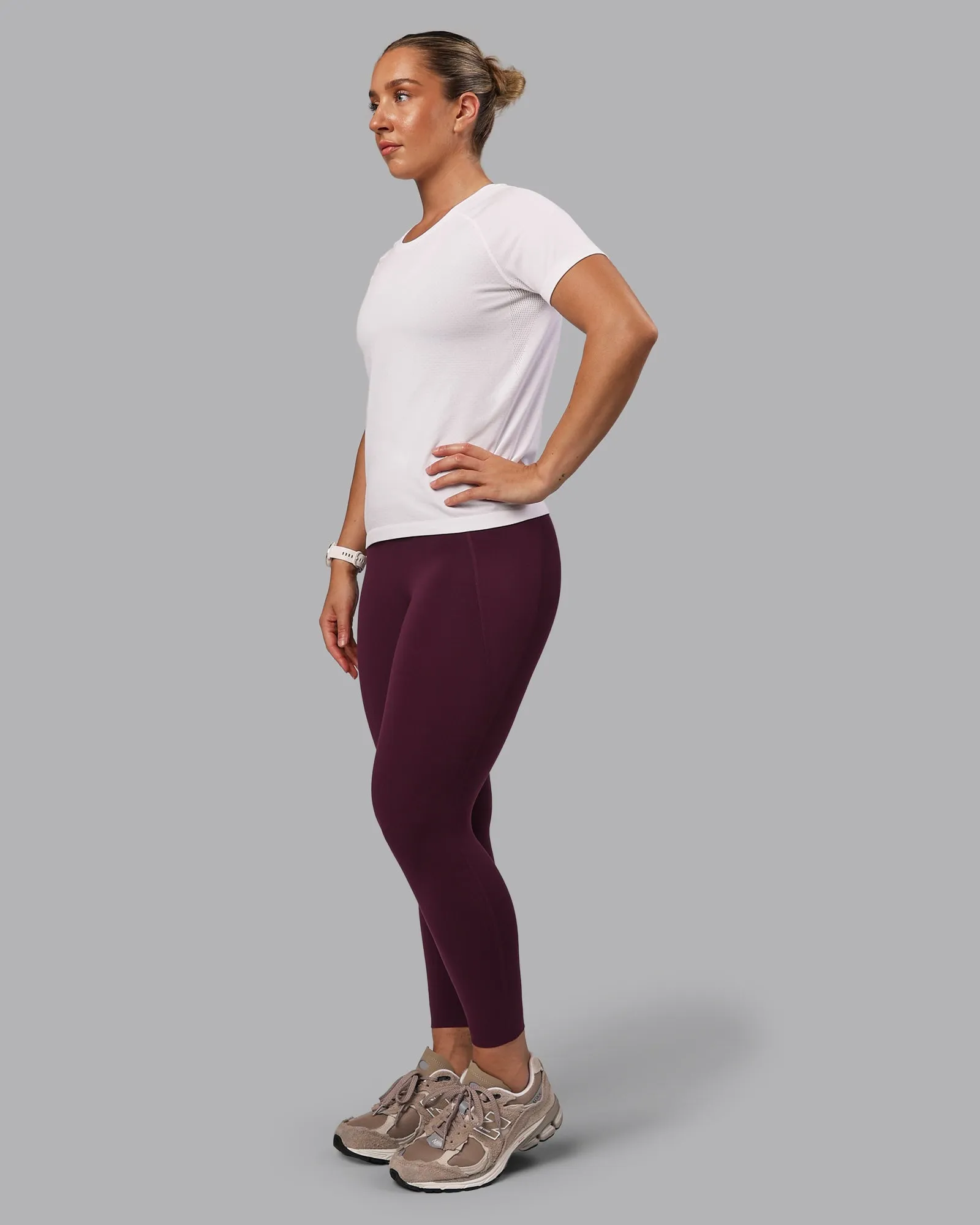 Elixir Ultra High-Rise 7/8 Legging Pockets - Cherry Lacquer sold by LSKD product image thumbnail 3