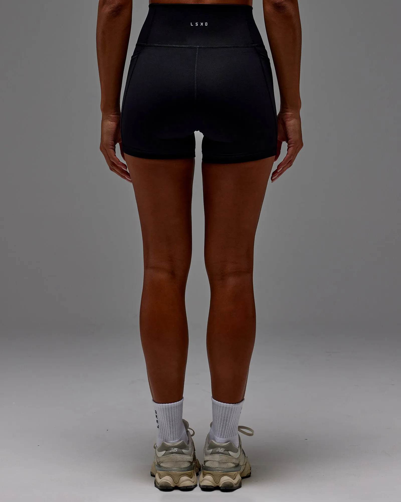 Fusion Ultra High-Rise 4" Short Pockets - Black sold by LSKD product image thumbnail 4