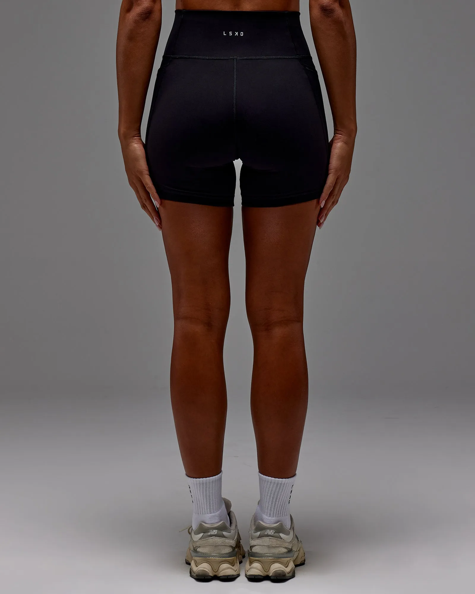 Fusion Ultra High-Rise 6" Short Pockets - Black sold by LSKD product image thumbnail 4