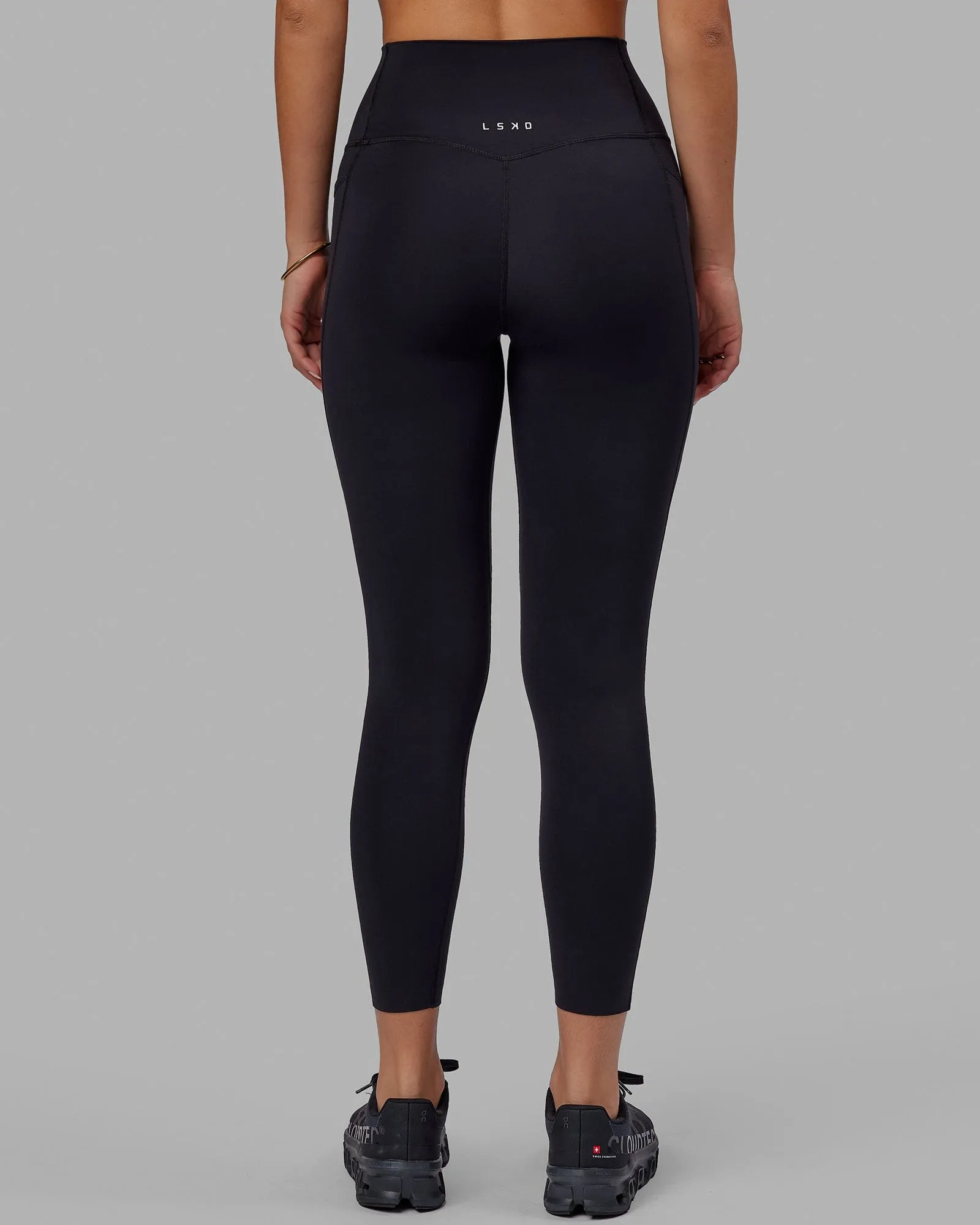 Elixir Ultra High-Rise 7/8 Legging Pockets - Black sold by LSKD product image thumbnail 4