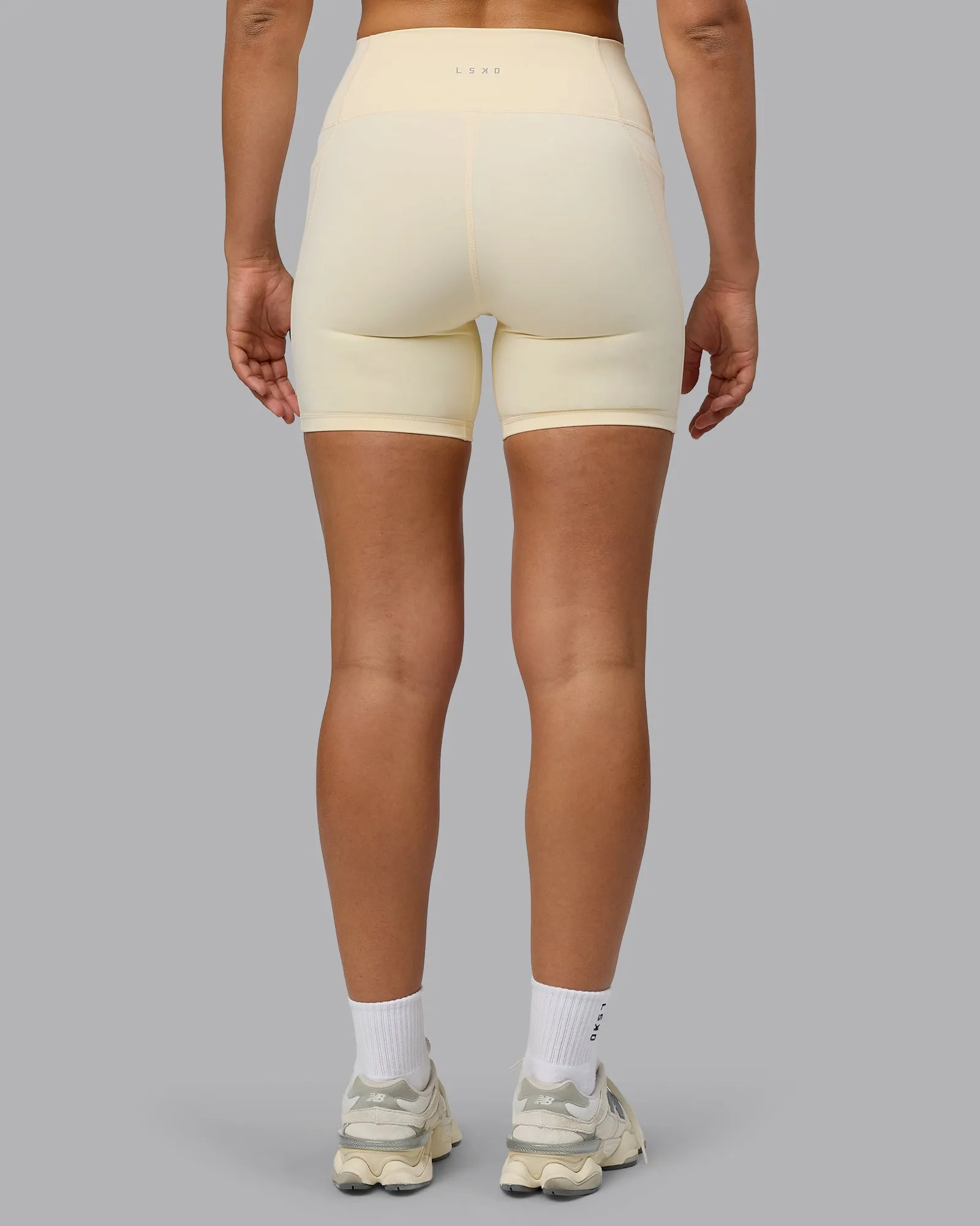 Fusion Ultra High-Rise 6" Short Pockets - Ivory sold by LSKD product image thumbnail 3